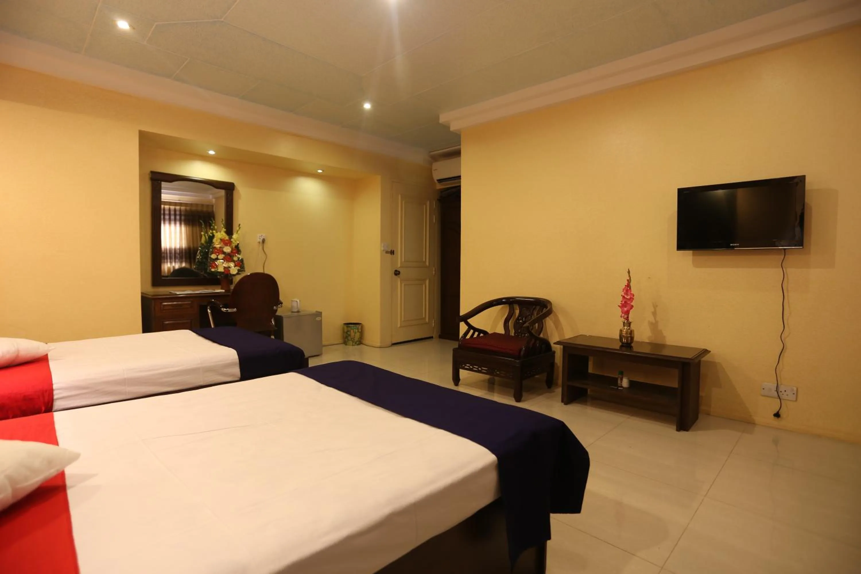 Photo of the whole room, Bed in Eastern House