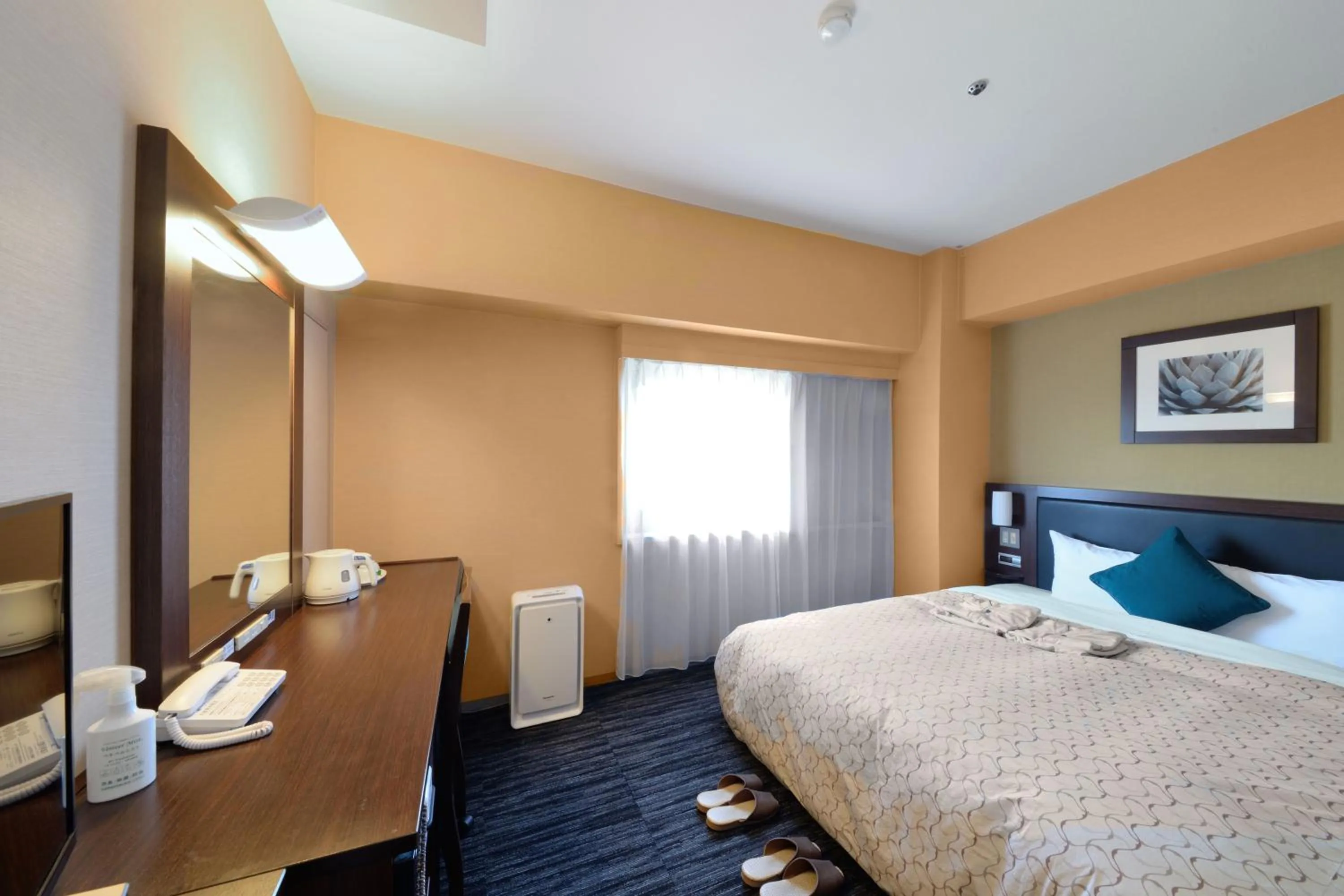 Photo of the whole room, Bed in Toyama Manten Hotel