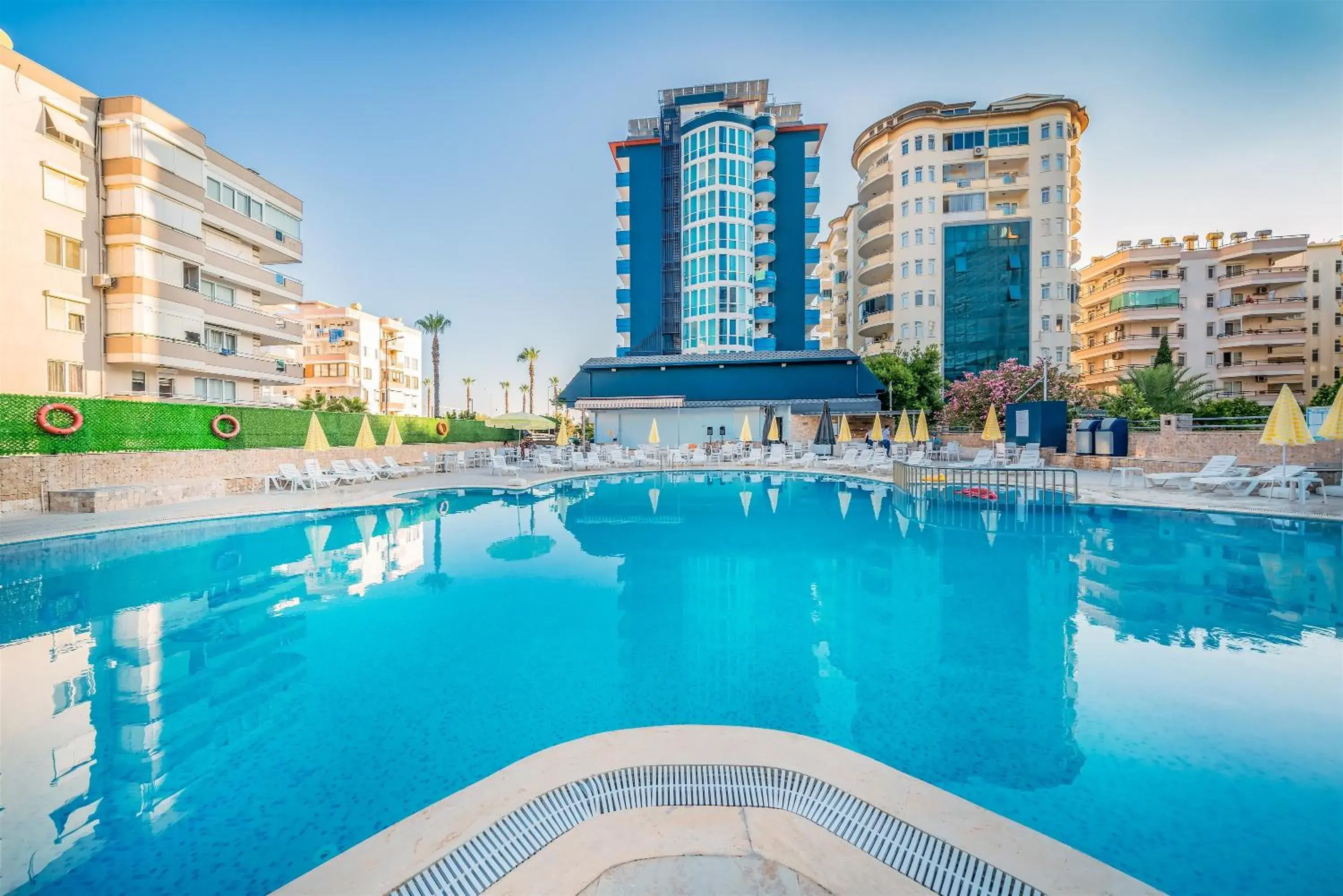 Swimming pool in Arsi Blue Beach Hotel Swimming pool in Arsi Blue Beach Hotel