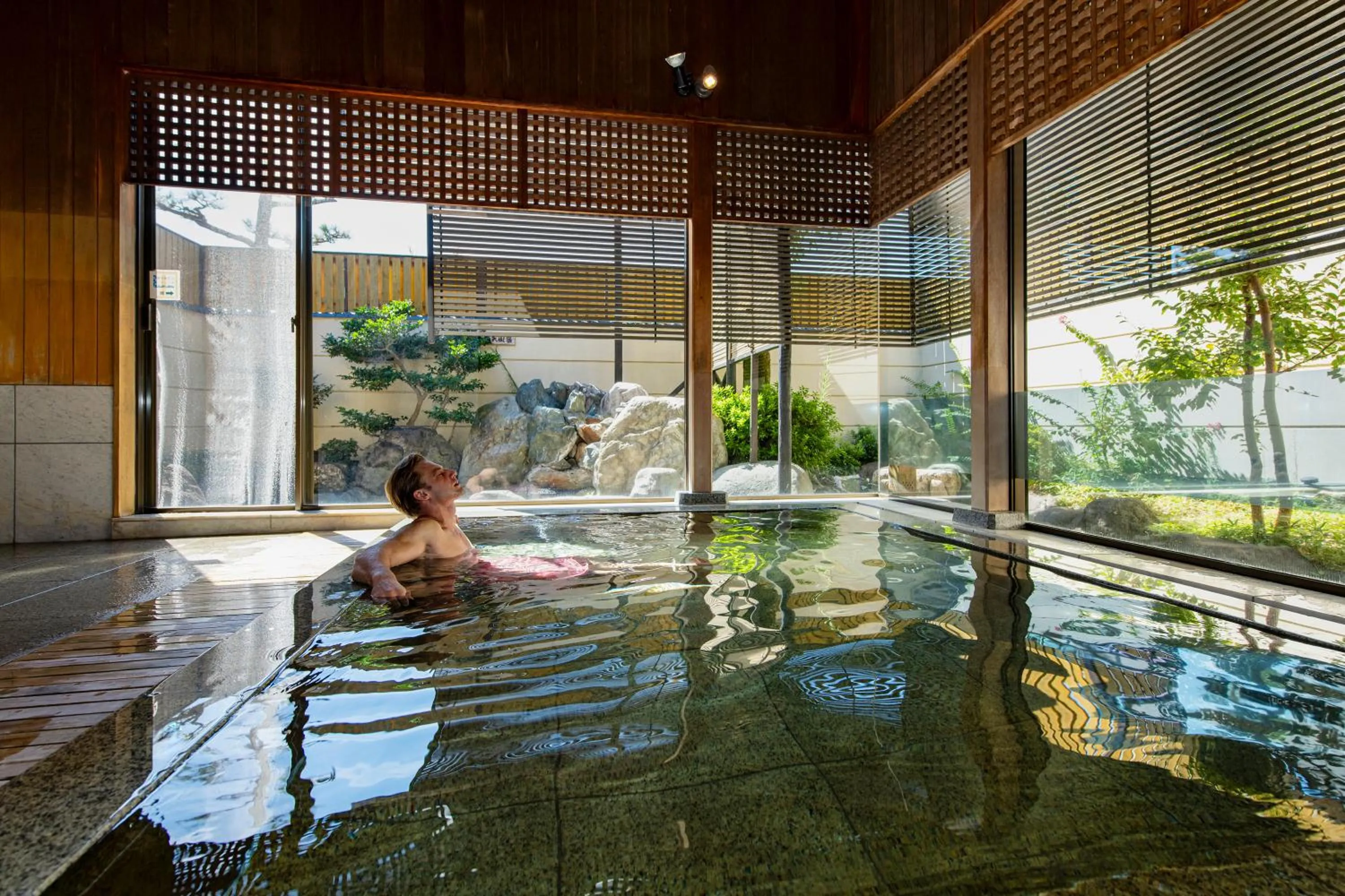 Public Bath in Hotel Hagoromo