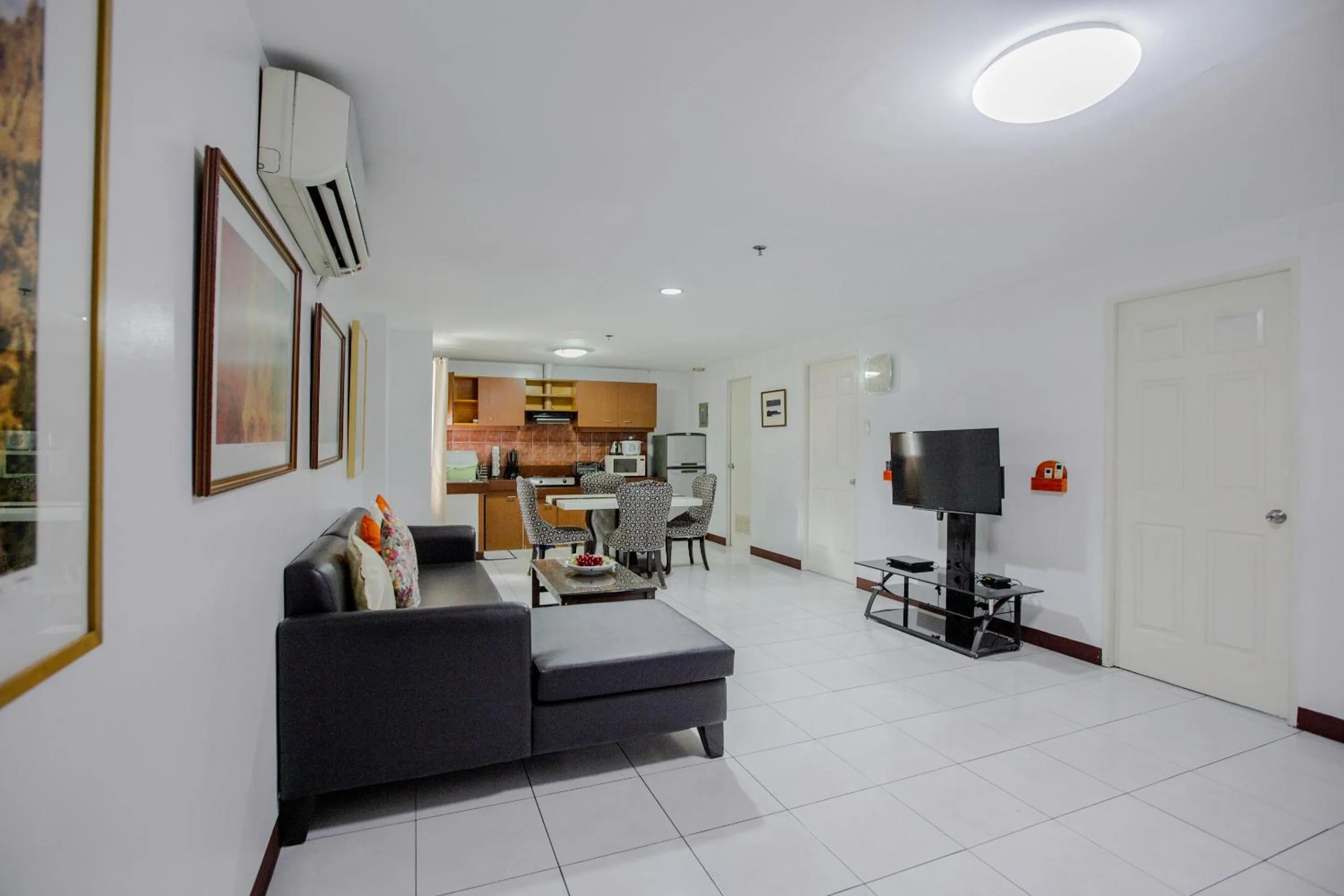 Seating area in Newgrange Condotel