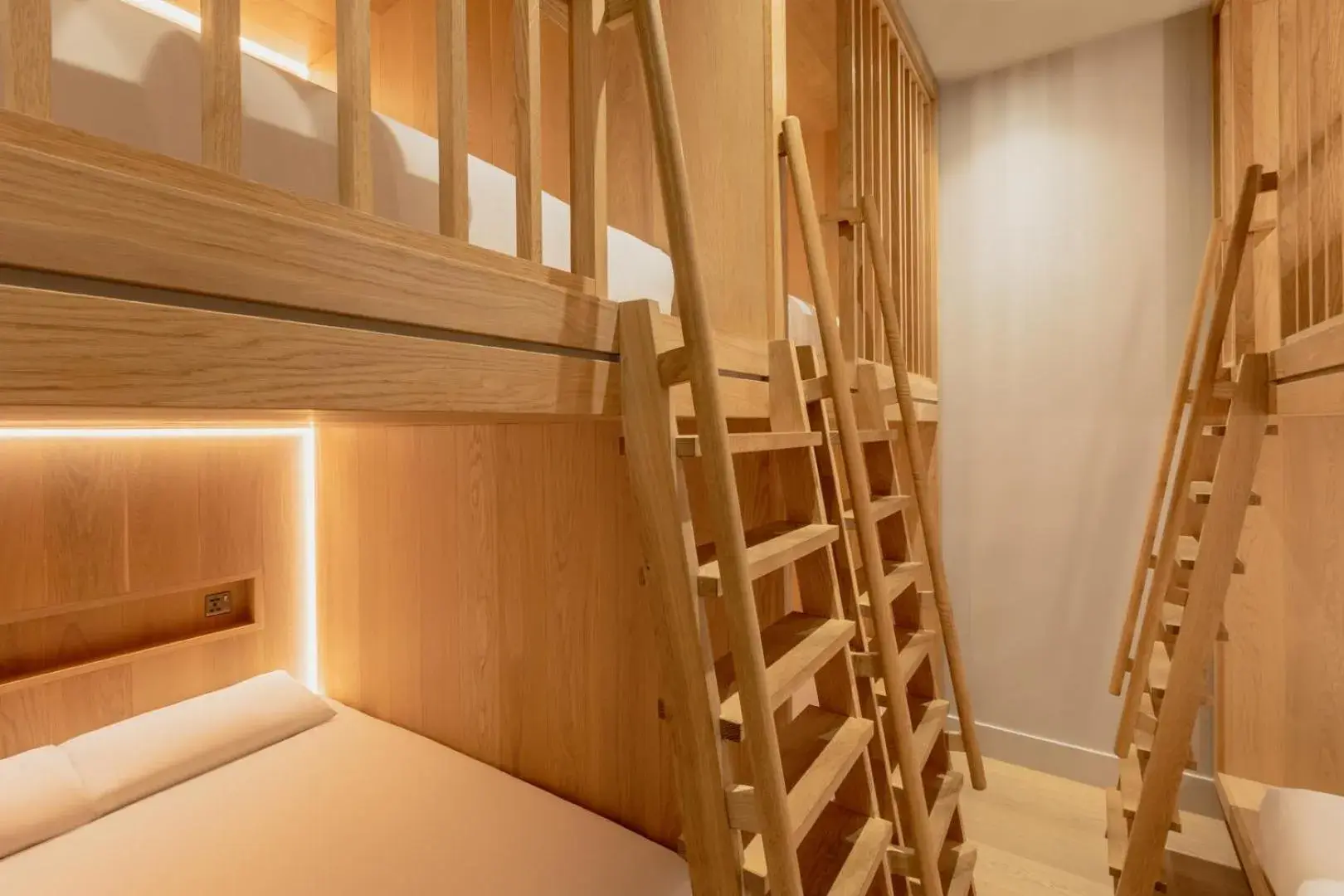 Cocoon 10 in Zedwell Piccadilly Circus Cocoon 10 in Zedwell Piccadilly Circus