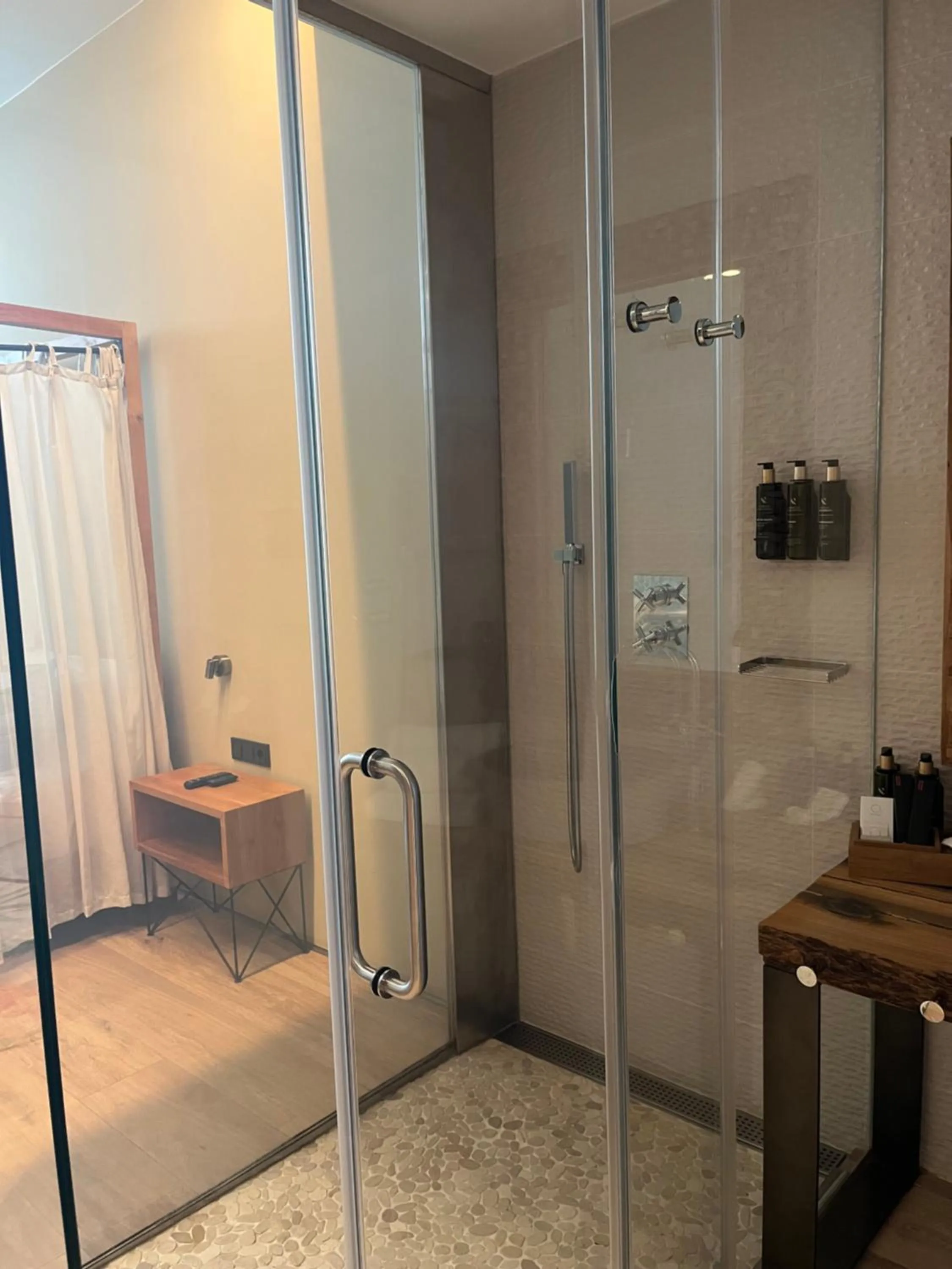 Shower in Playa Grande by Tropical