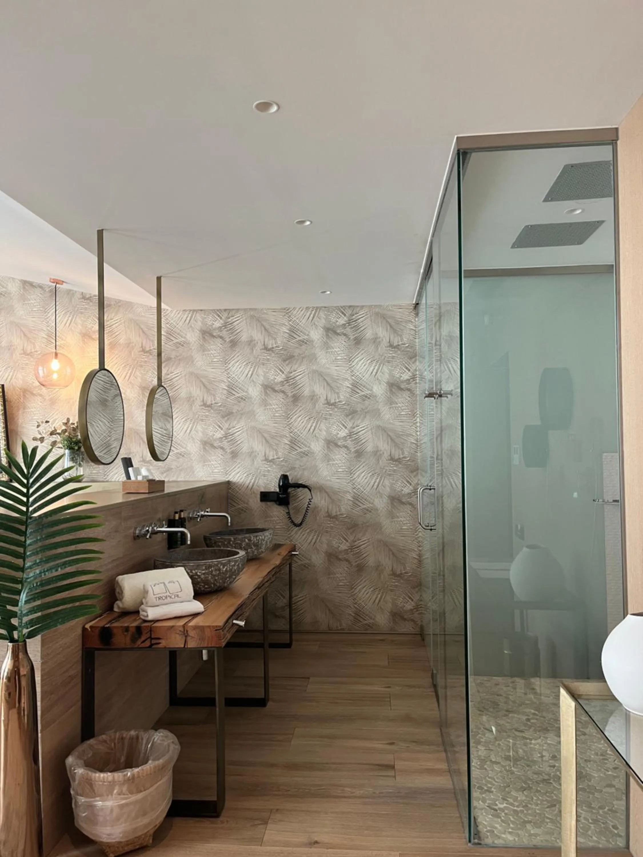 room service in Playa Grande by Tropical