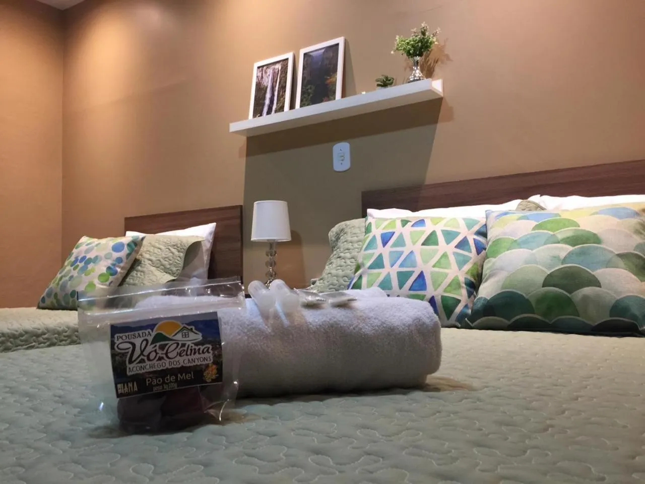 Photo of the whole room, Bed in Pousada Vó Celina