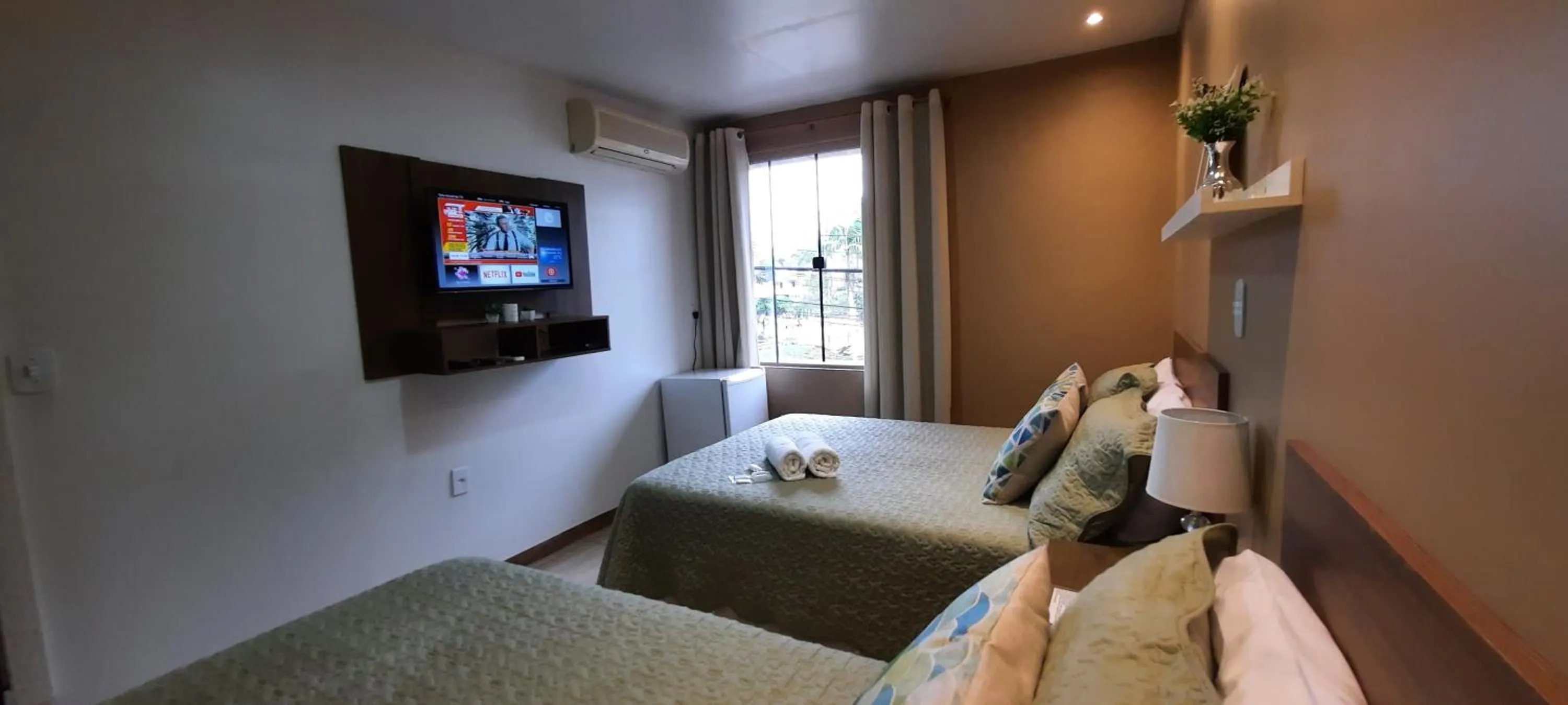 Photo of the whole room, Bed in Pousada Vó Celina