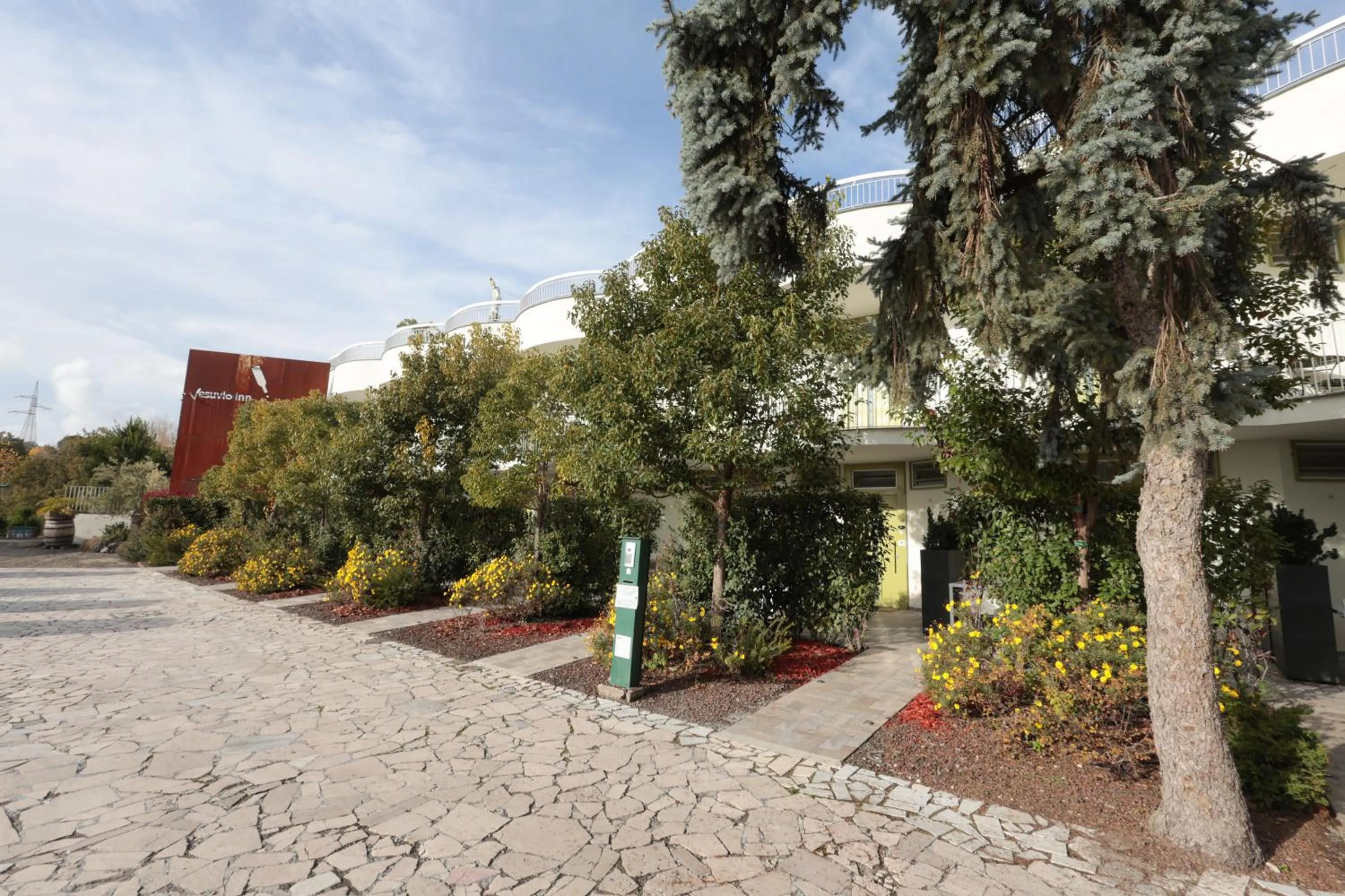 Property building in Vesuvio Inn Bed & Wine Experience