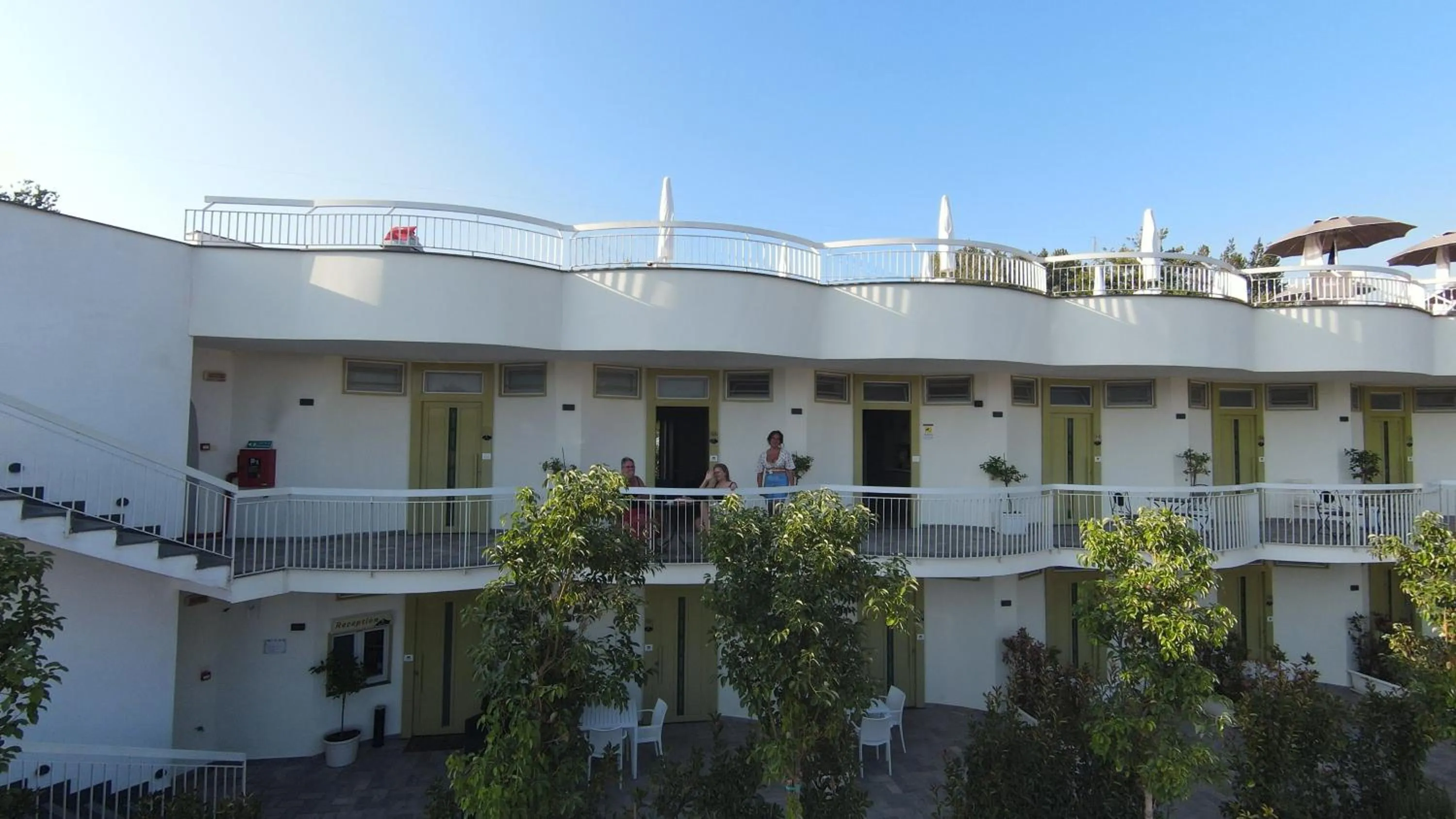 Property building in Vesuvio Inn Bed & Wine Experience