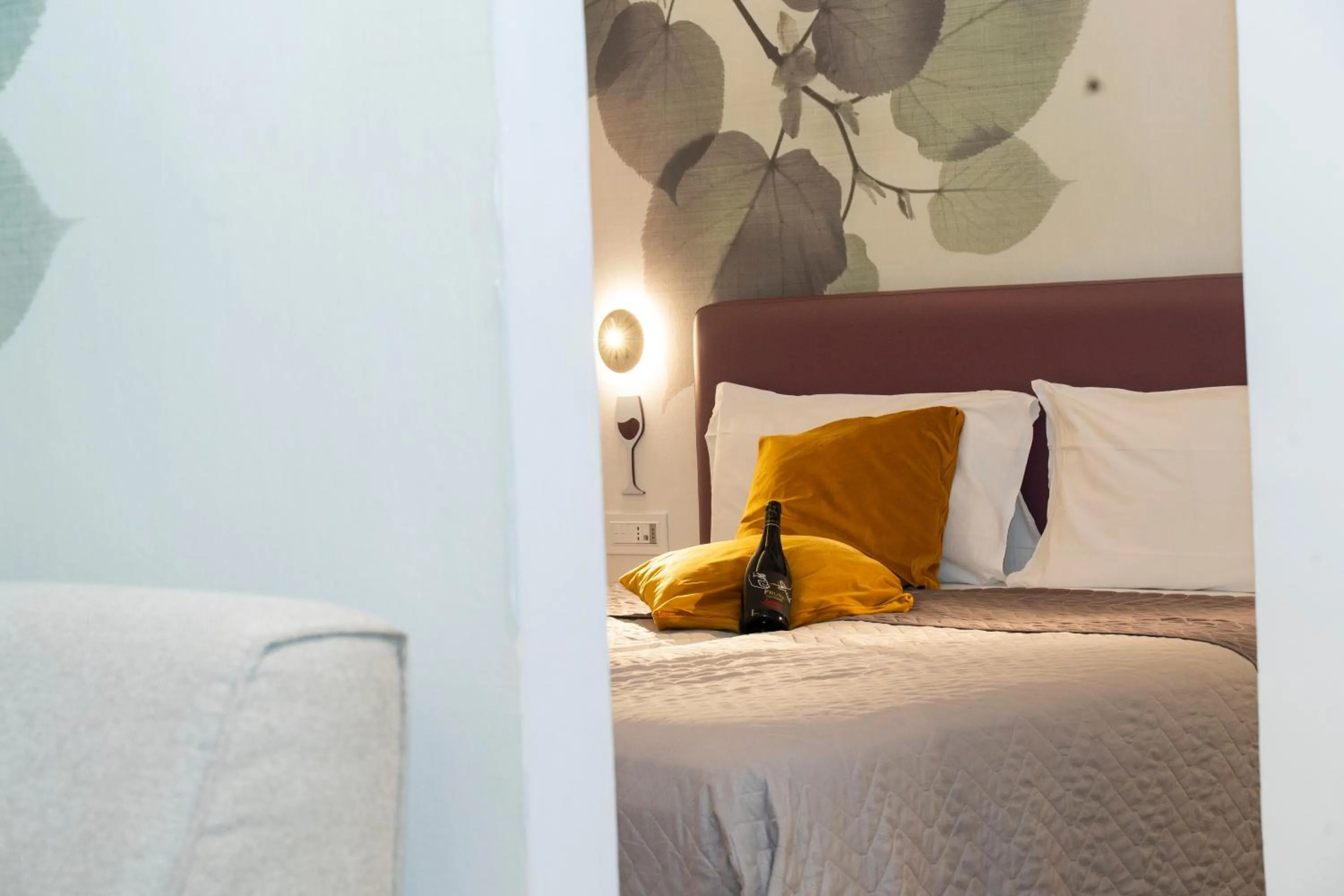 Bed in Vesuvio Inn Bed & Wine Experience