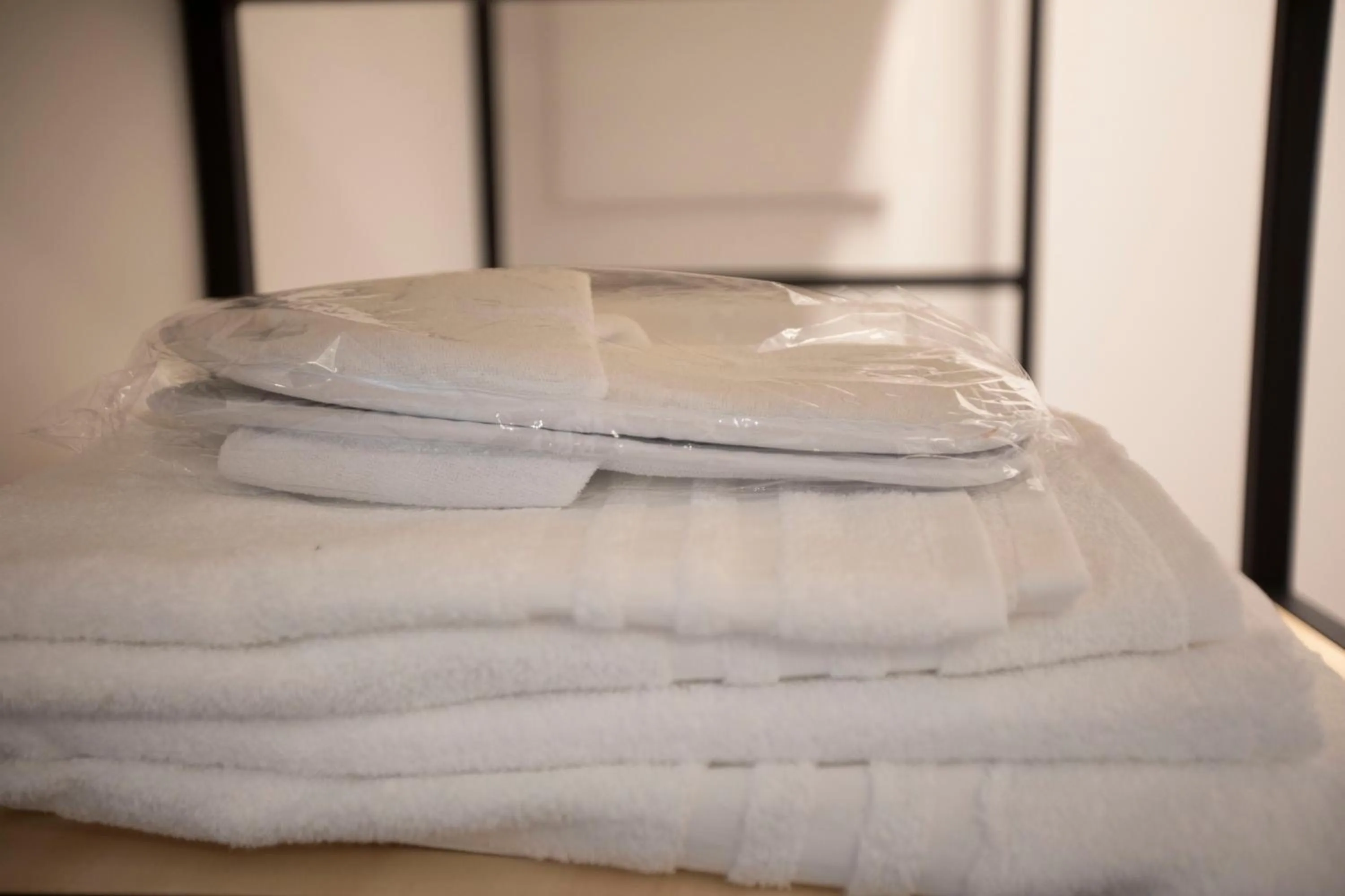 towels, Bed in Vesuvio Inn Bed & Wine Experience