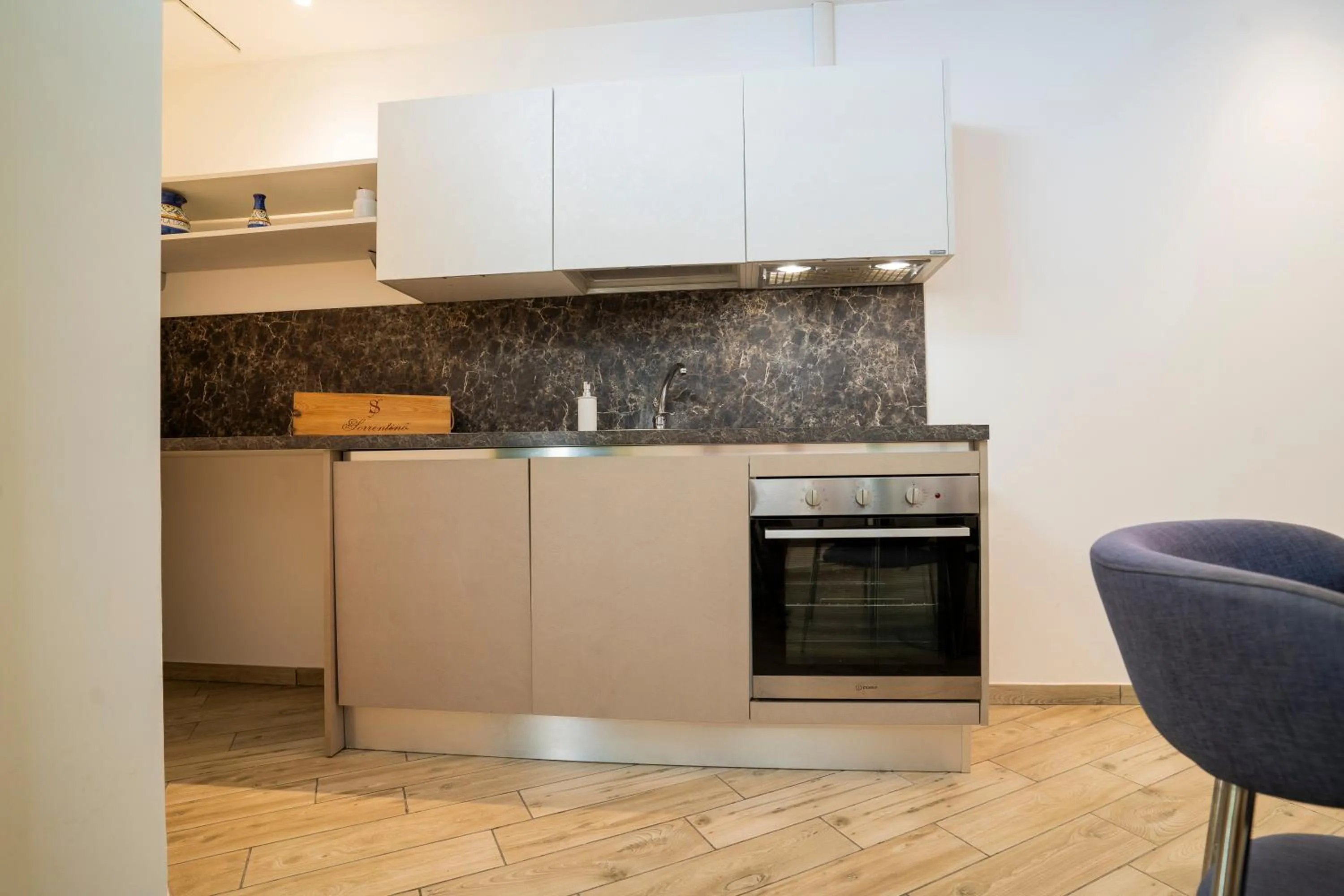 Kitchen or kitchenette in Vesuvio Inn Bed & Wine Experience