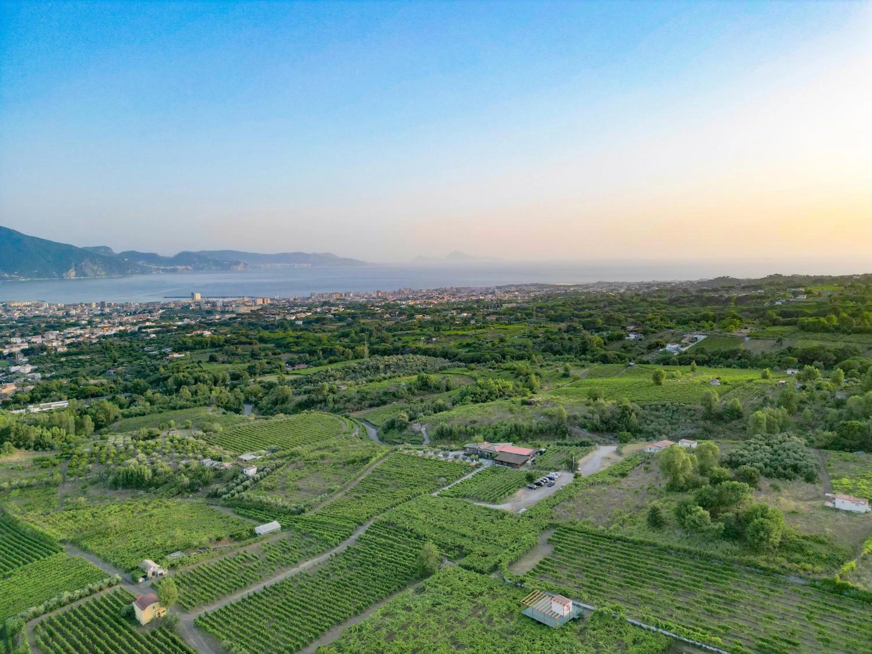 Day in Vesuvio Inn Bed & Wine Experience