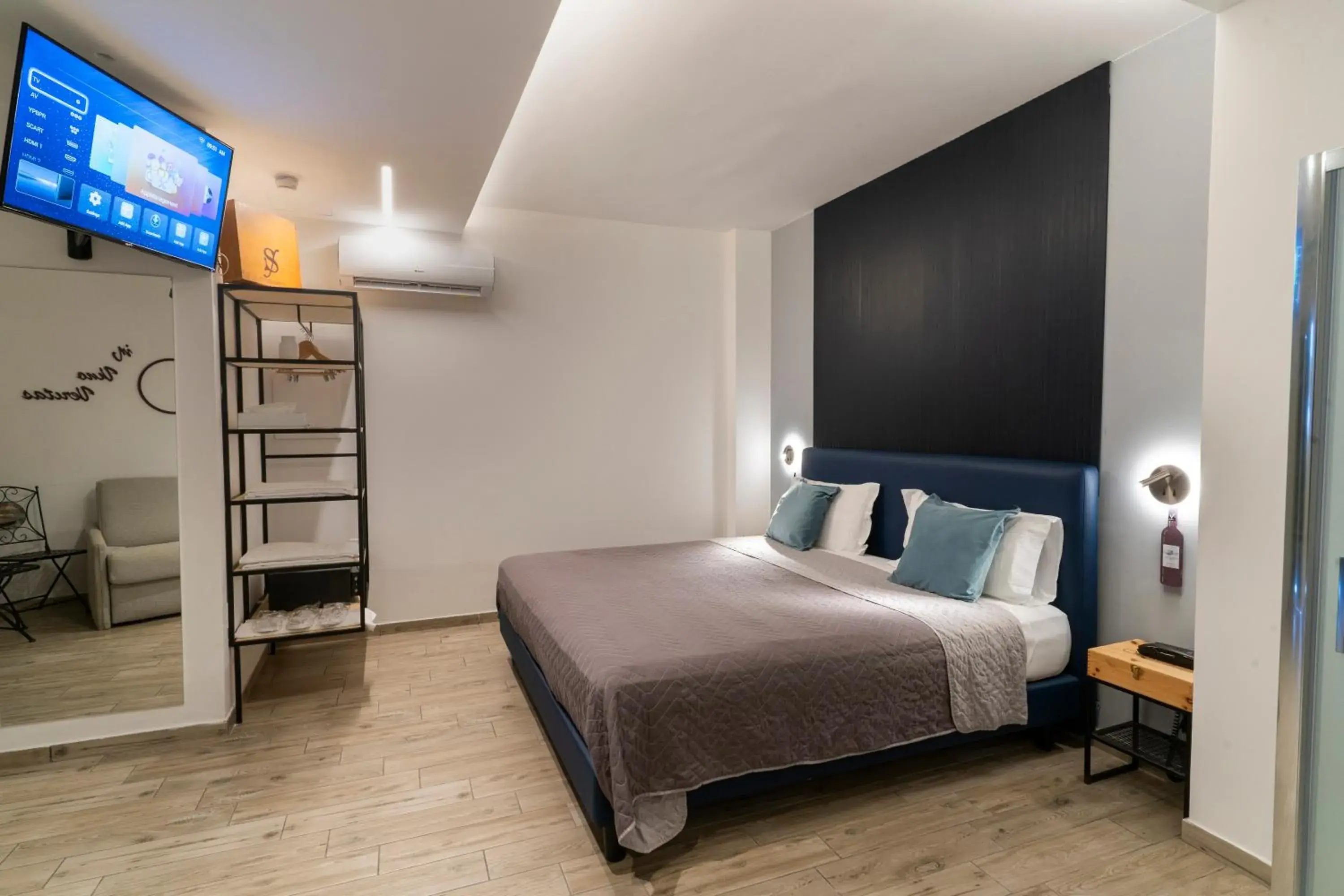 Bed in Vesuvio Inn Bed & Wine Experience Bed in Vesuvio Inn Bed & Wine Experience