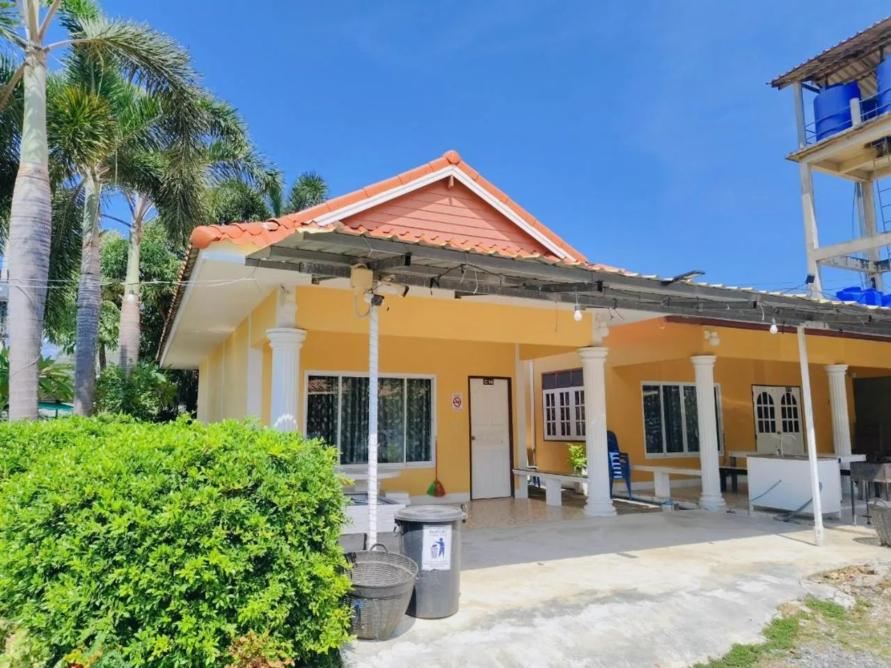 Property building in Pooma Resort