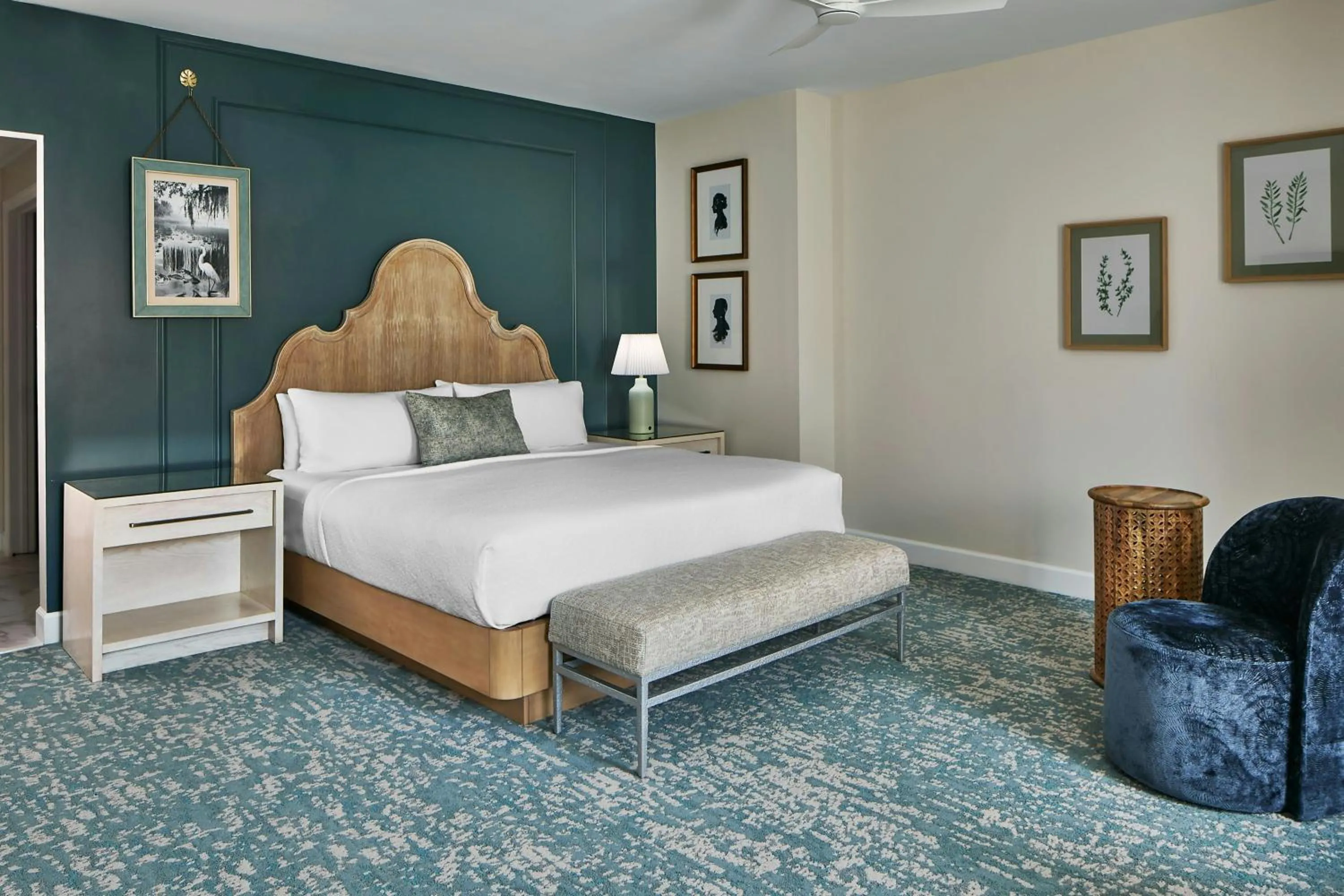 Photo of the whole room, Bed in The Inn at Celebration, Autograph Collection