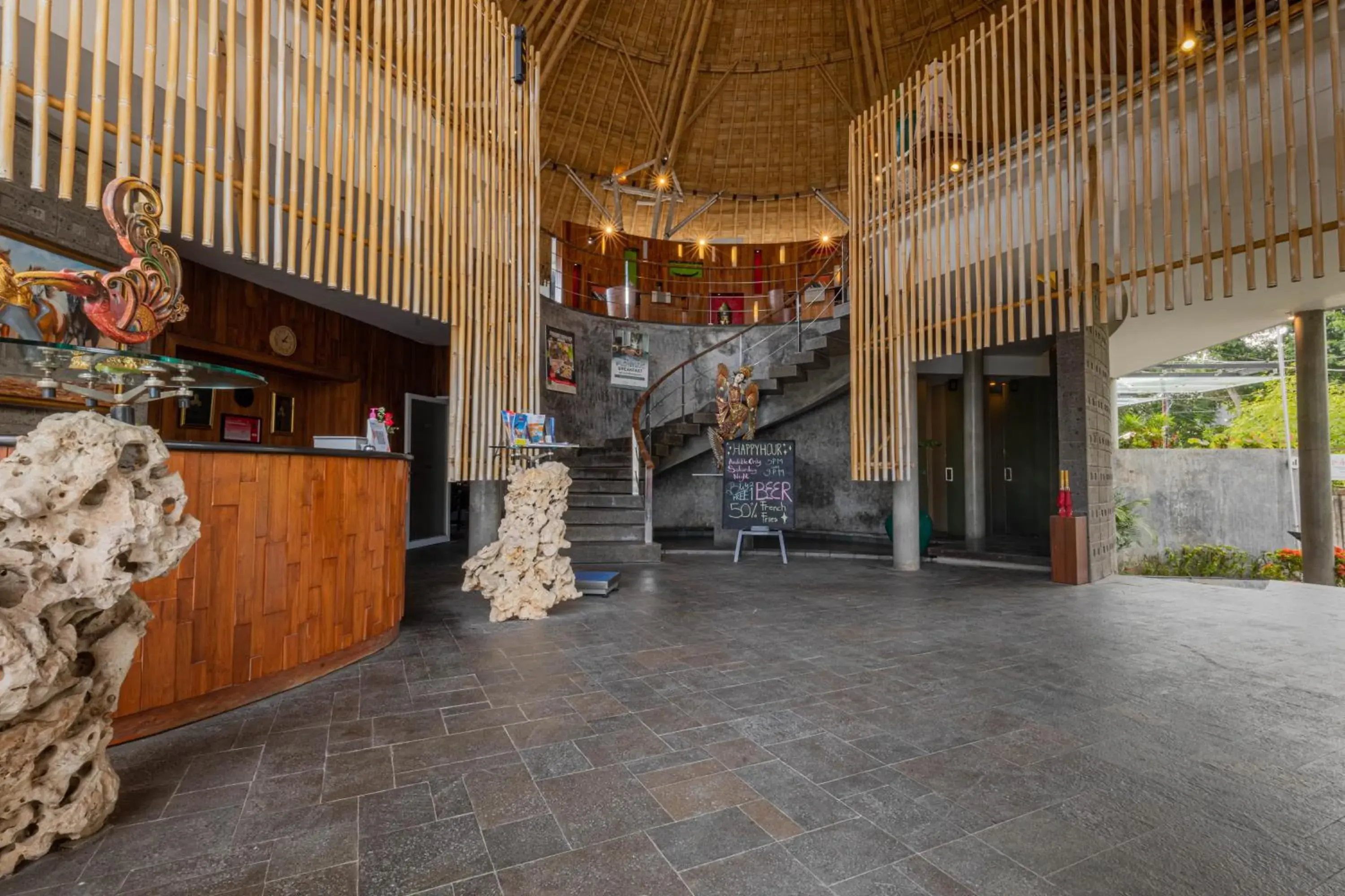 Restaurant/places to eat in Taman Mesari Luxury Villas-Seminyak Restaurant/places to eat in Taman Mesari Luxury Villas-Seminyak