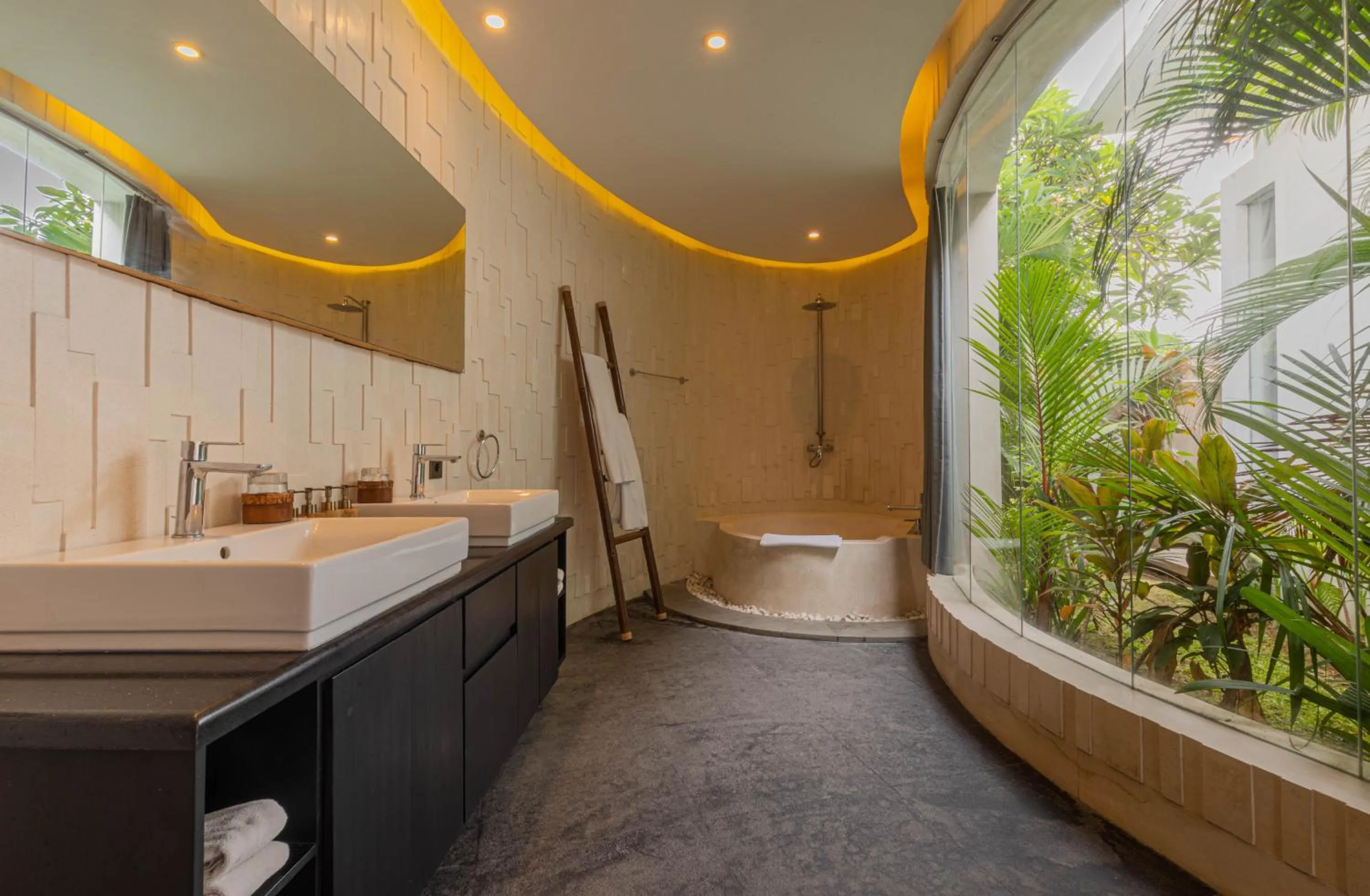 Bathroom in Taman Mesari Luxury Villas-Seminyak