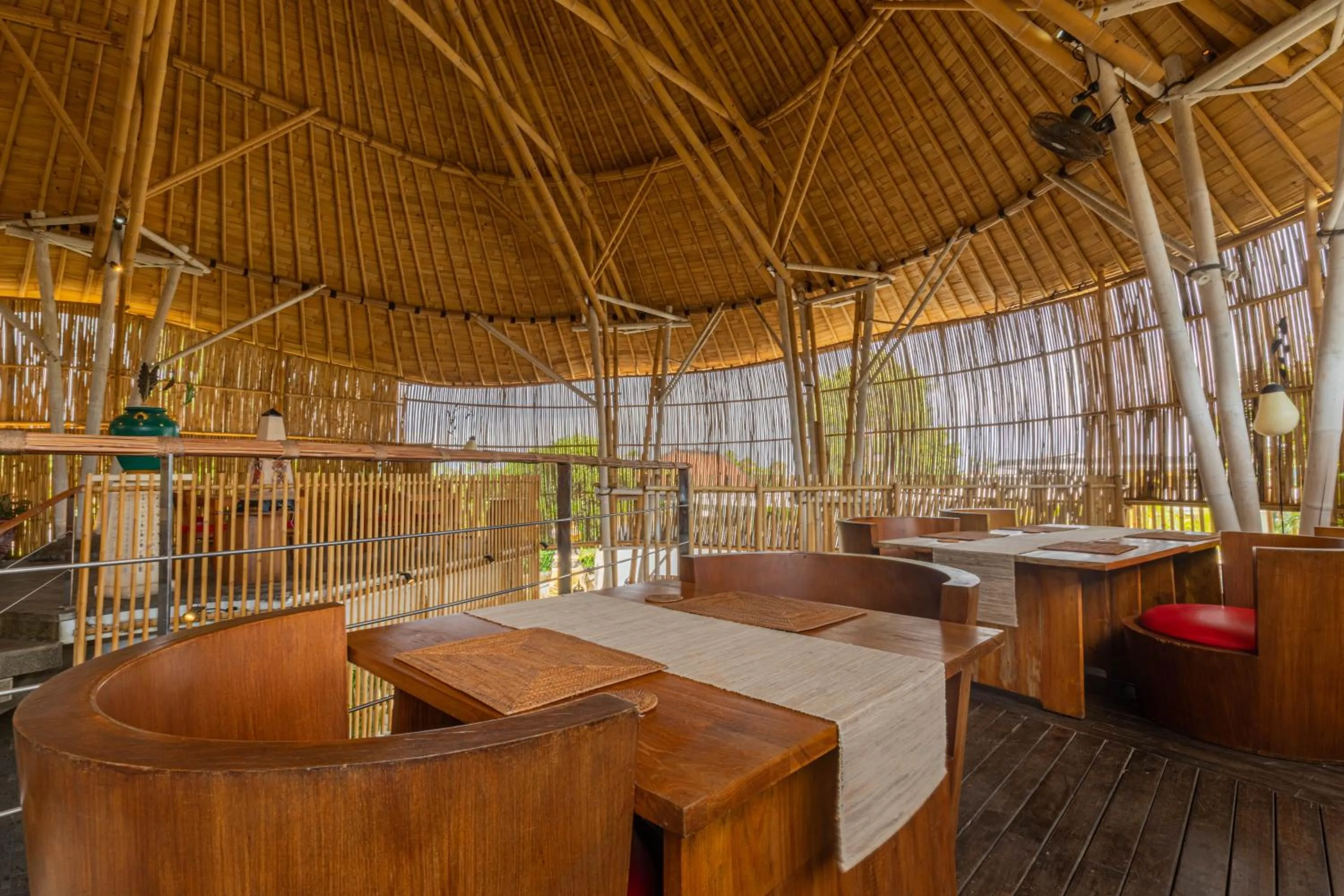 Restaurant/places to eat in Taman Mesari Luxury Villas-Seminyak