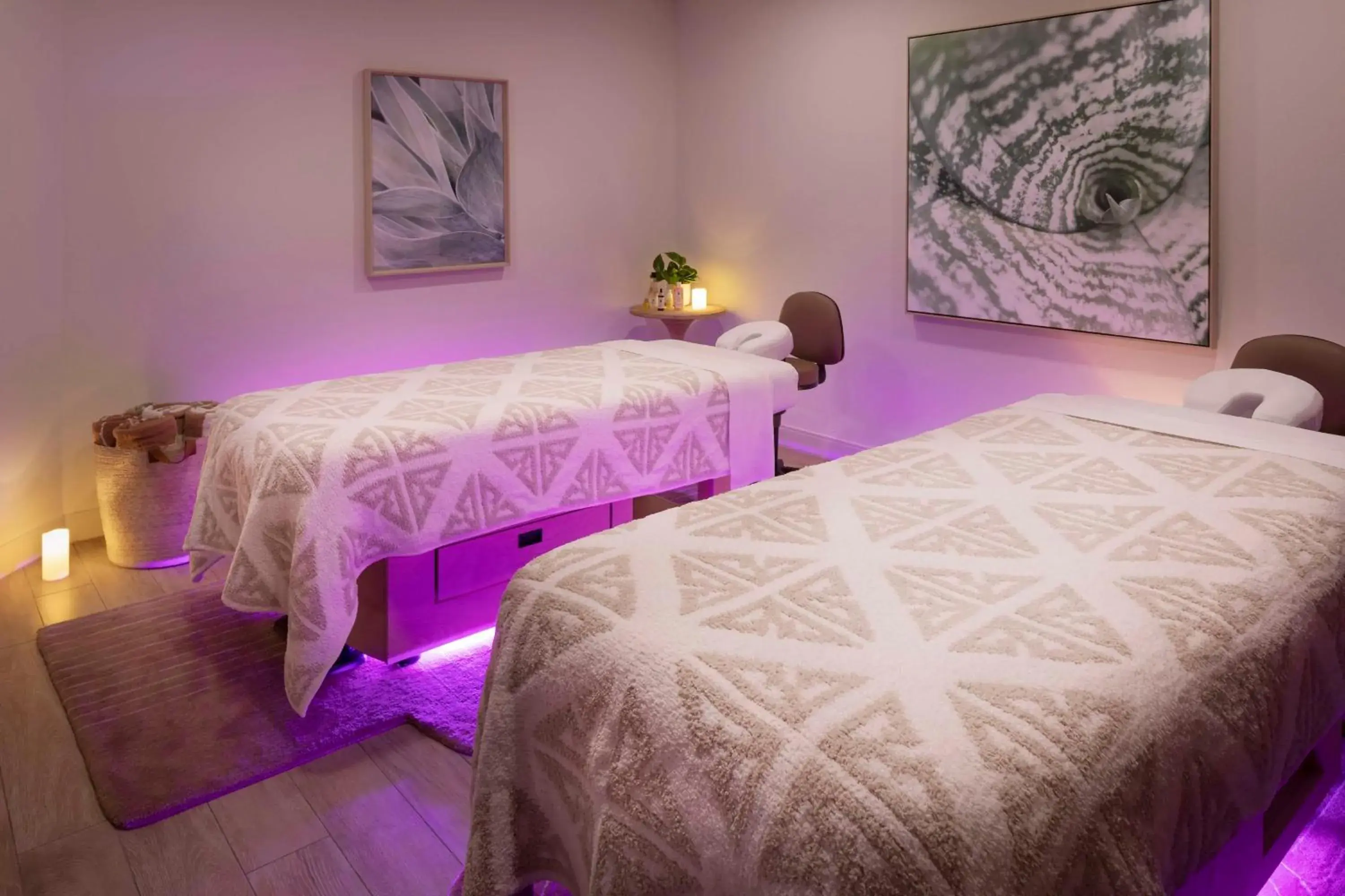 Spa and wellness centre/facilities, Bed in The Scottsdale Resort & Spa, Curio Collection by Hilton Spa and wellness centre/facilities, Bed in The Scottsdale Resort & Spa, Curio Collection by Hilton