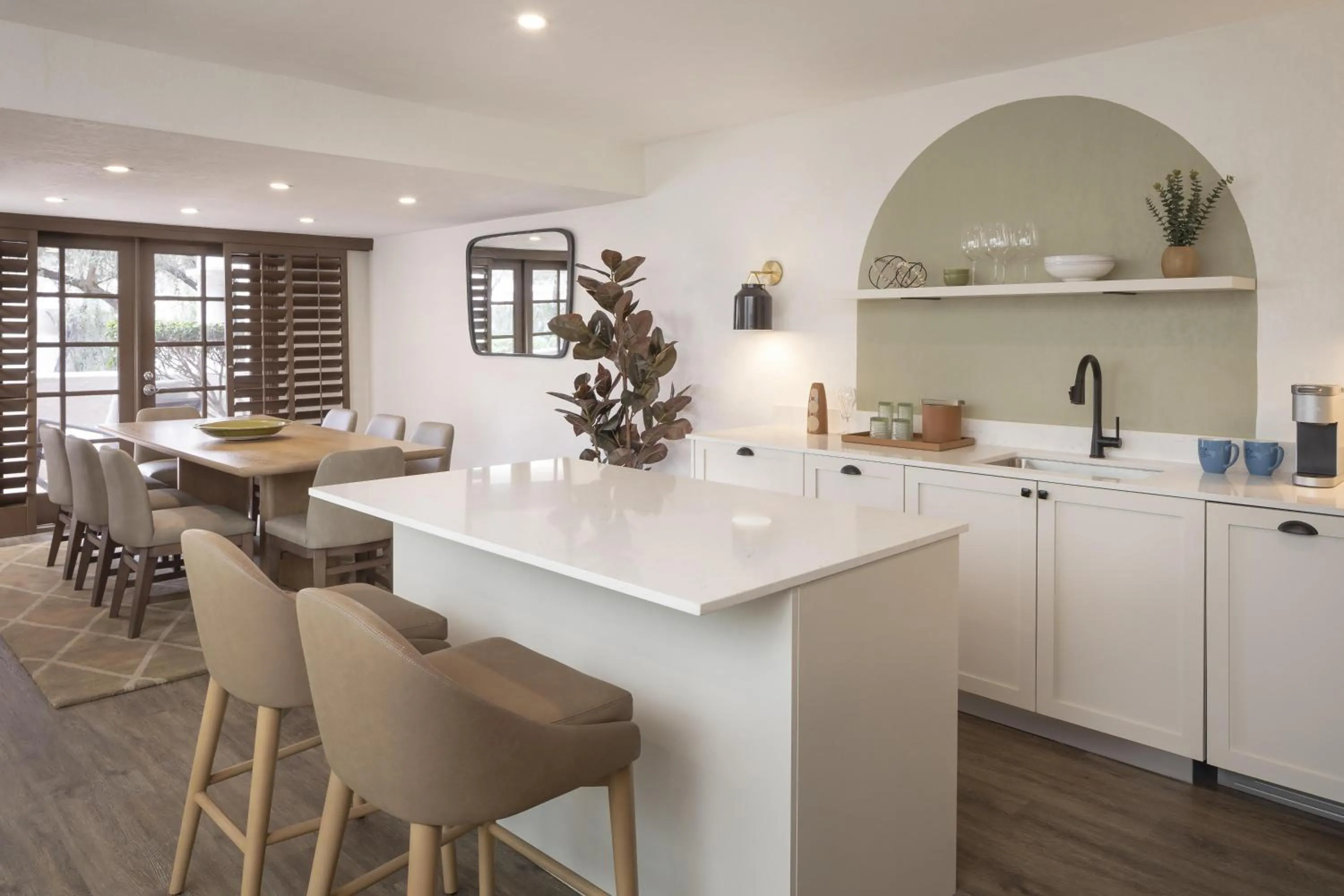 Kitchen or kitchenette in The Scottsdale Resort & Spa, Curio Collection by Hilton