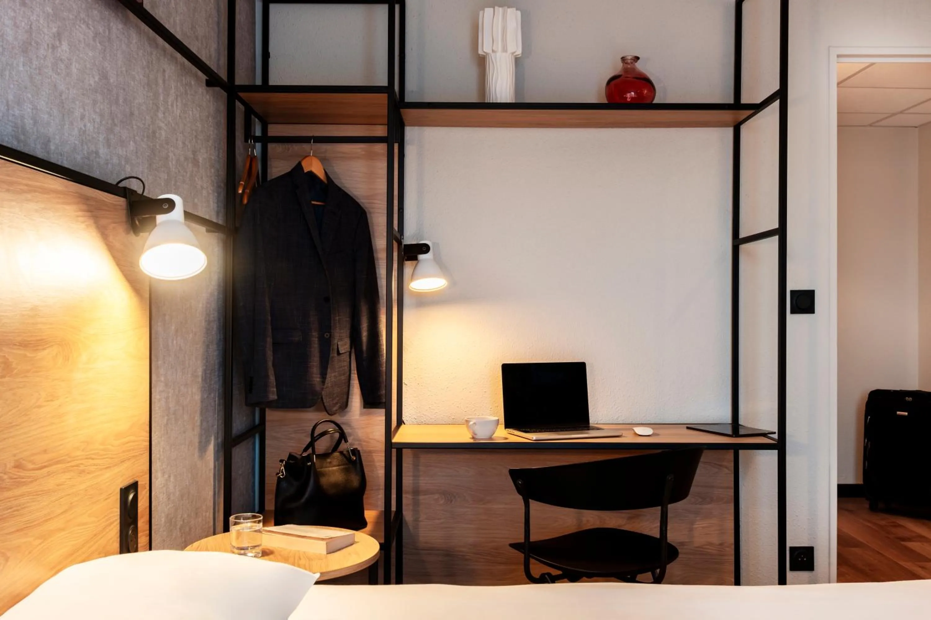 Photo of the whole room, Bed in ibis Rouen Centre Champ de Mars