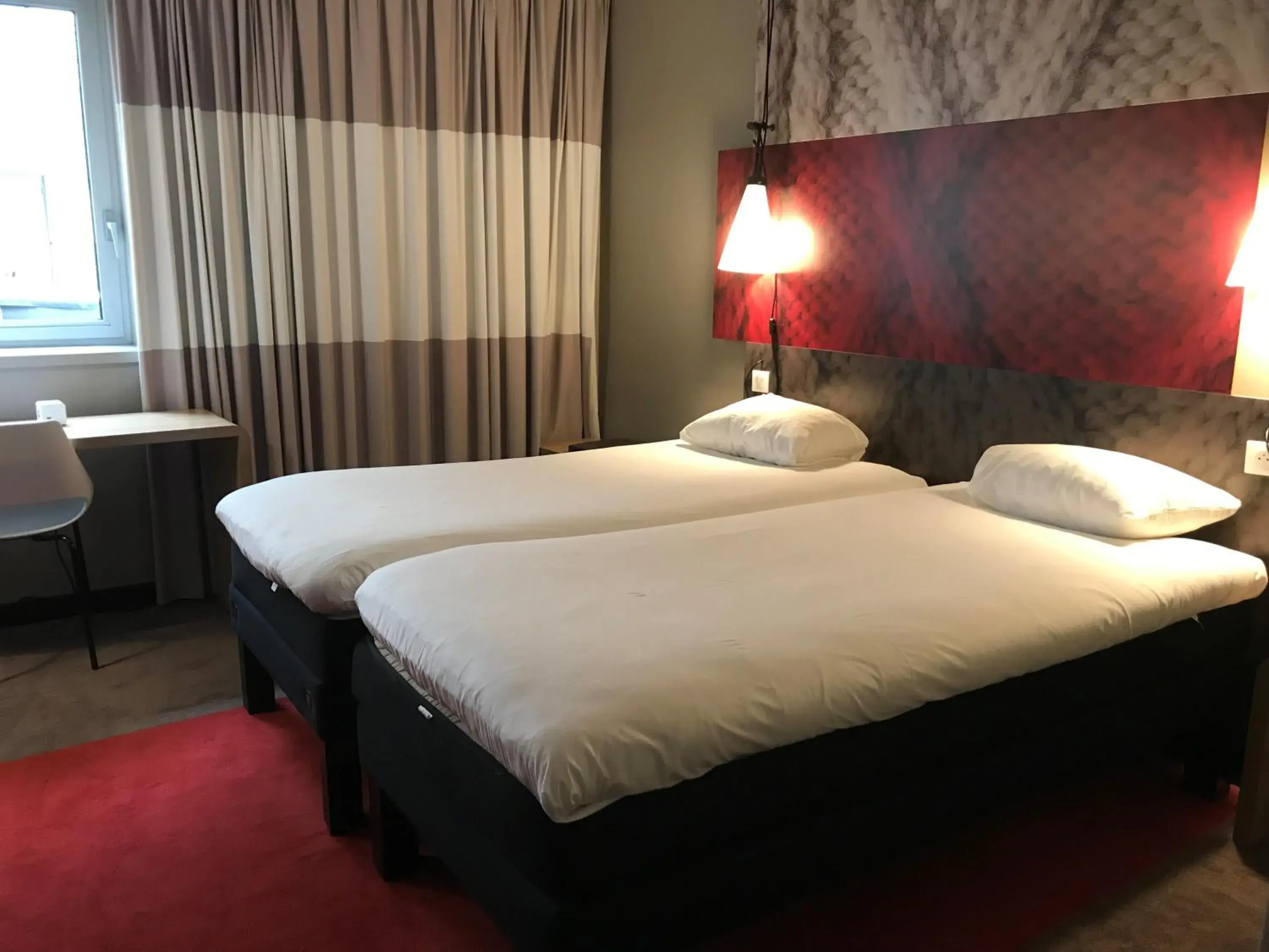 Bed in ibis Rouen Centre Champ de Mars Bed in ibis Rouen Centre Champ de Mars
