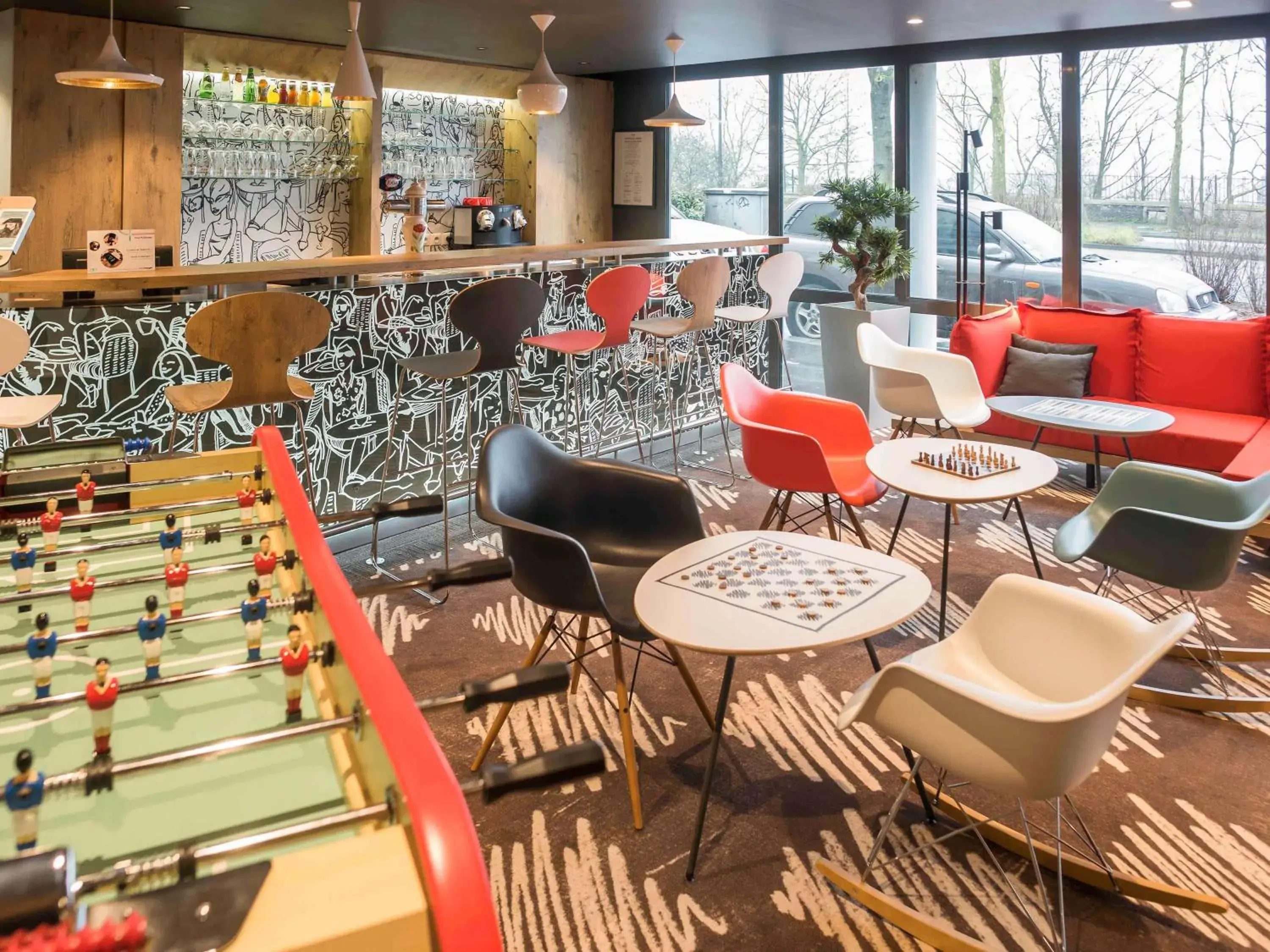 Lounge or bar in ibis Rouen Centre Champ de Mars Lounge or bar in ibis Rouen Centre Champ de Mars