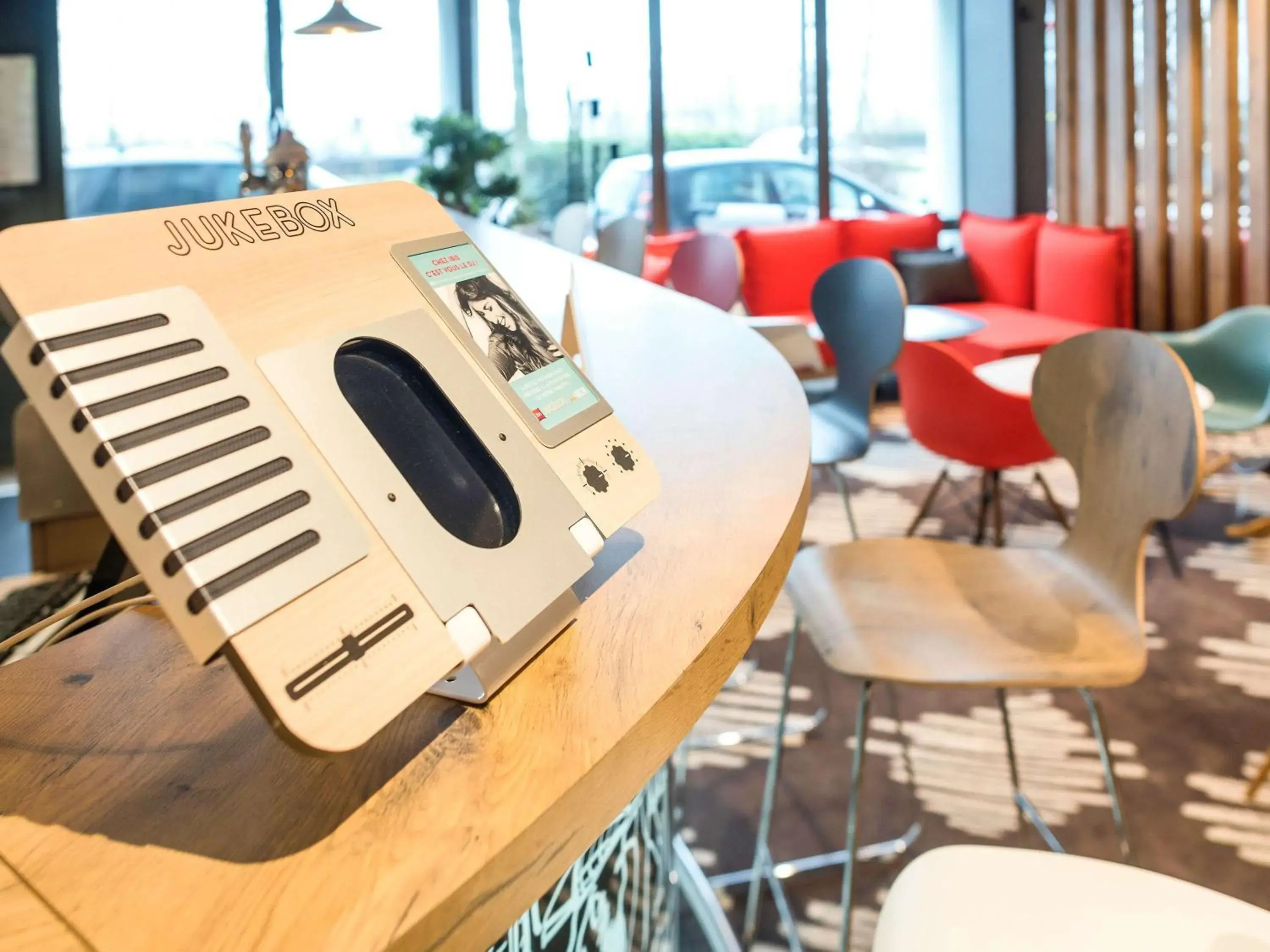 Lounge or bar in ibis Rouen Centre Champ de Mars Lounge or bar in ibis Rouen Centre Champ de Mars