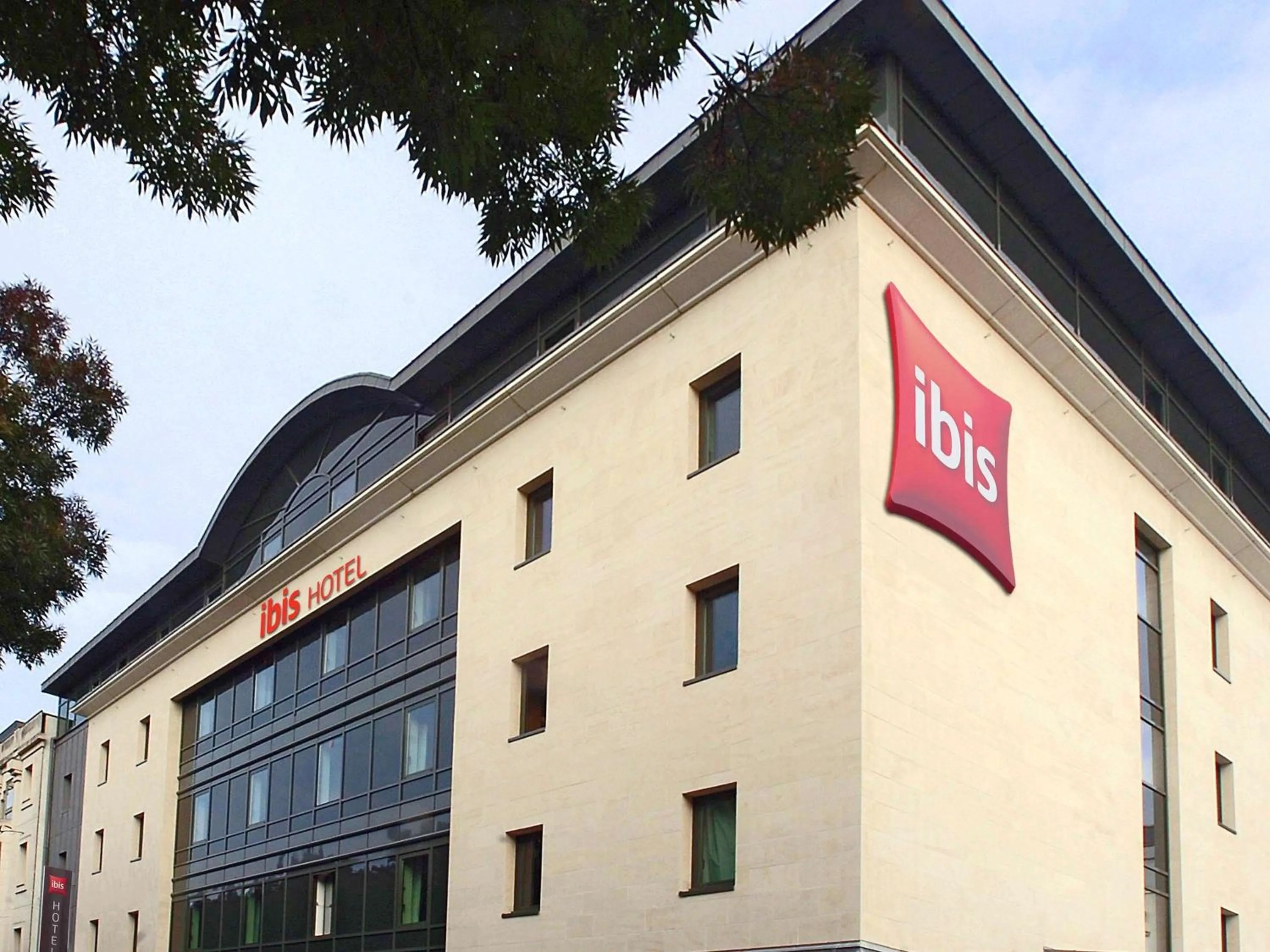 Property building in ibis Rouen Centre Champ de Mars