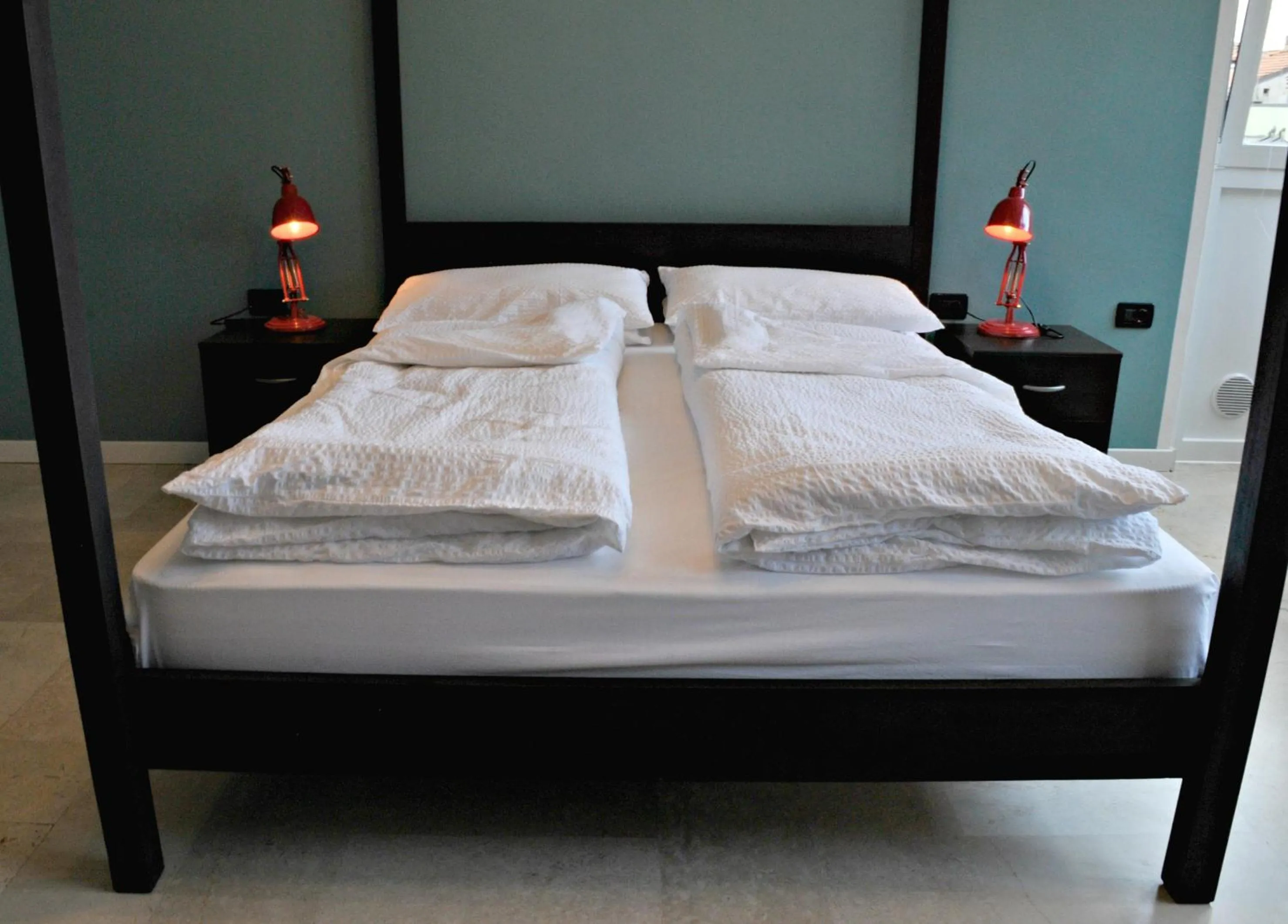 Bed in Riva City View