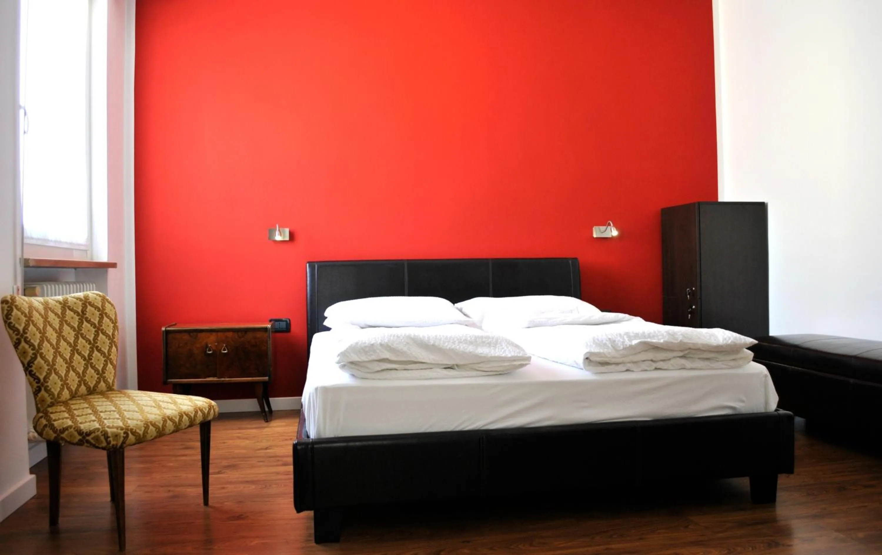 Bedroom, Bed in Riva City View