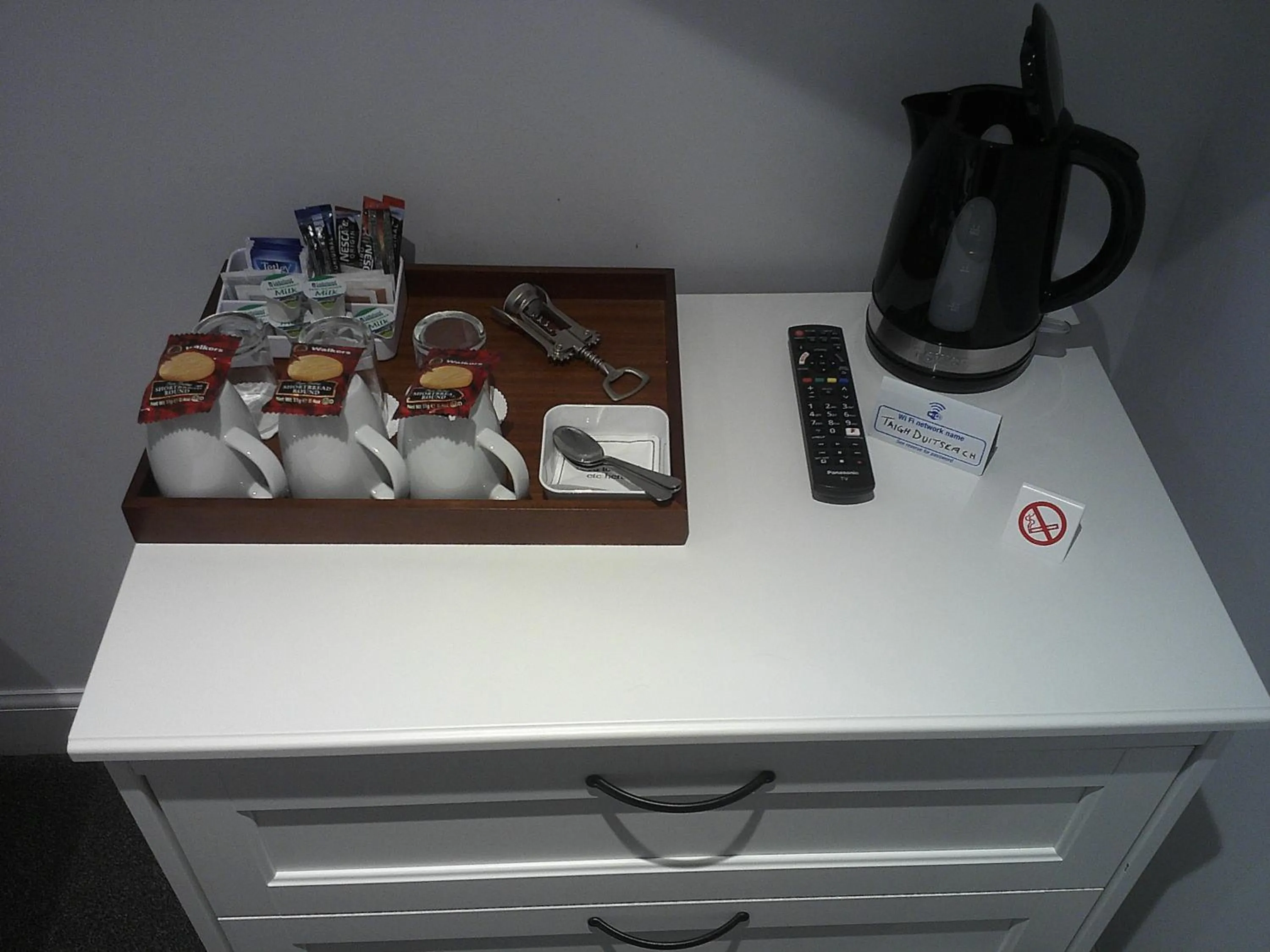 Coffee/tea facilities in Taigh Duitseach