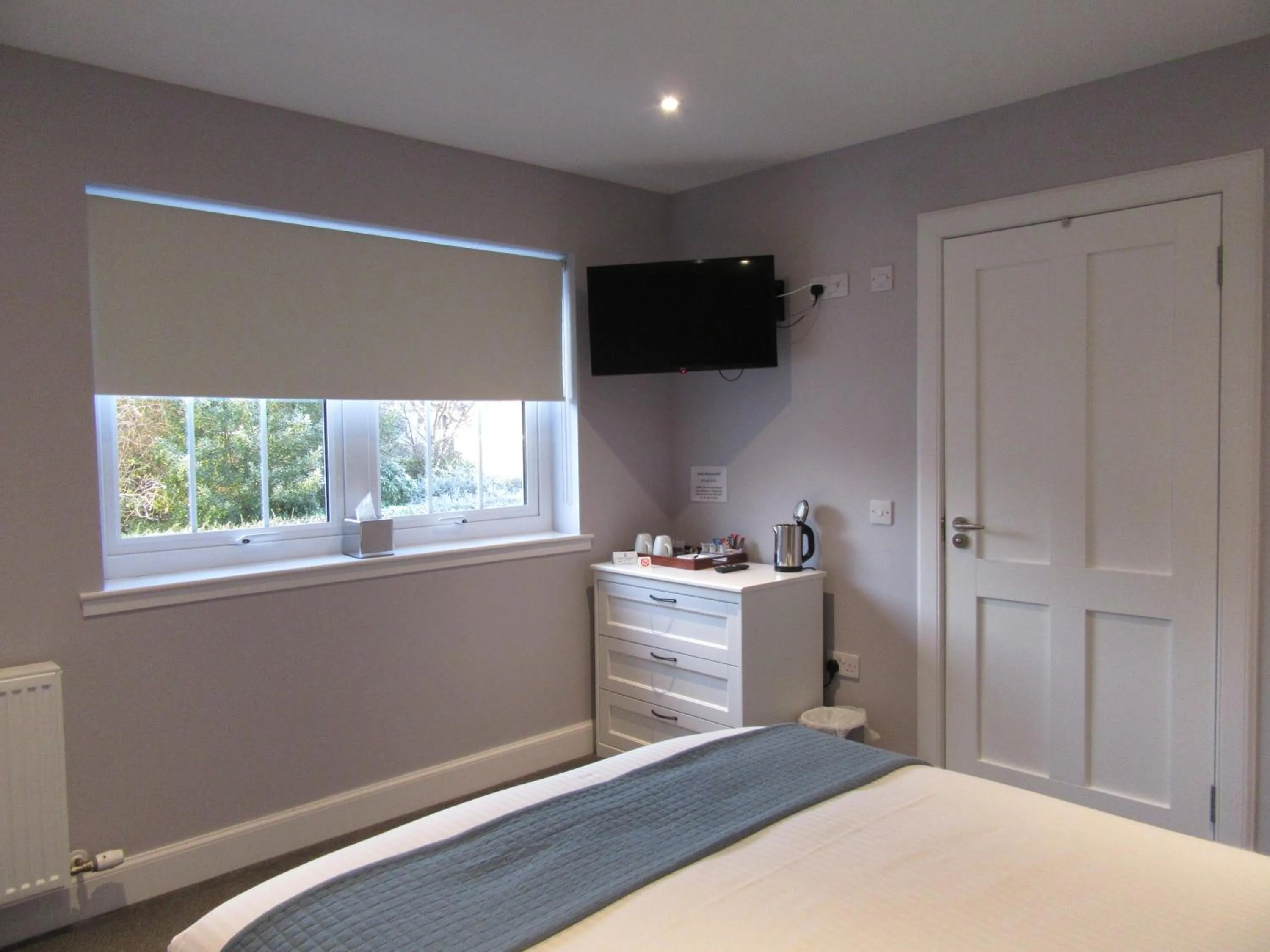 TV and multimedia, Bed in Taigh Duitseach