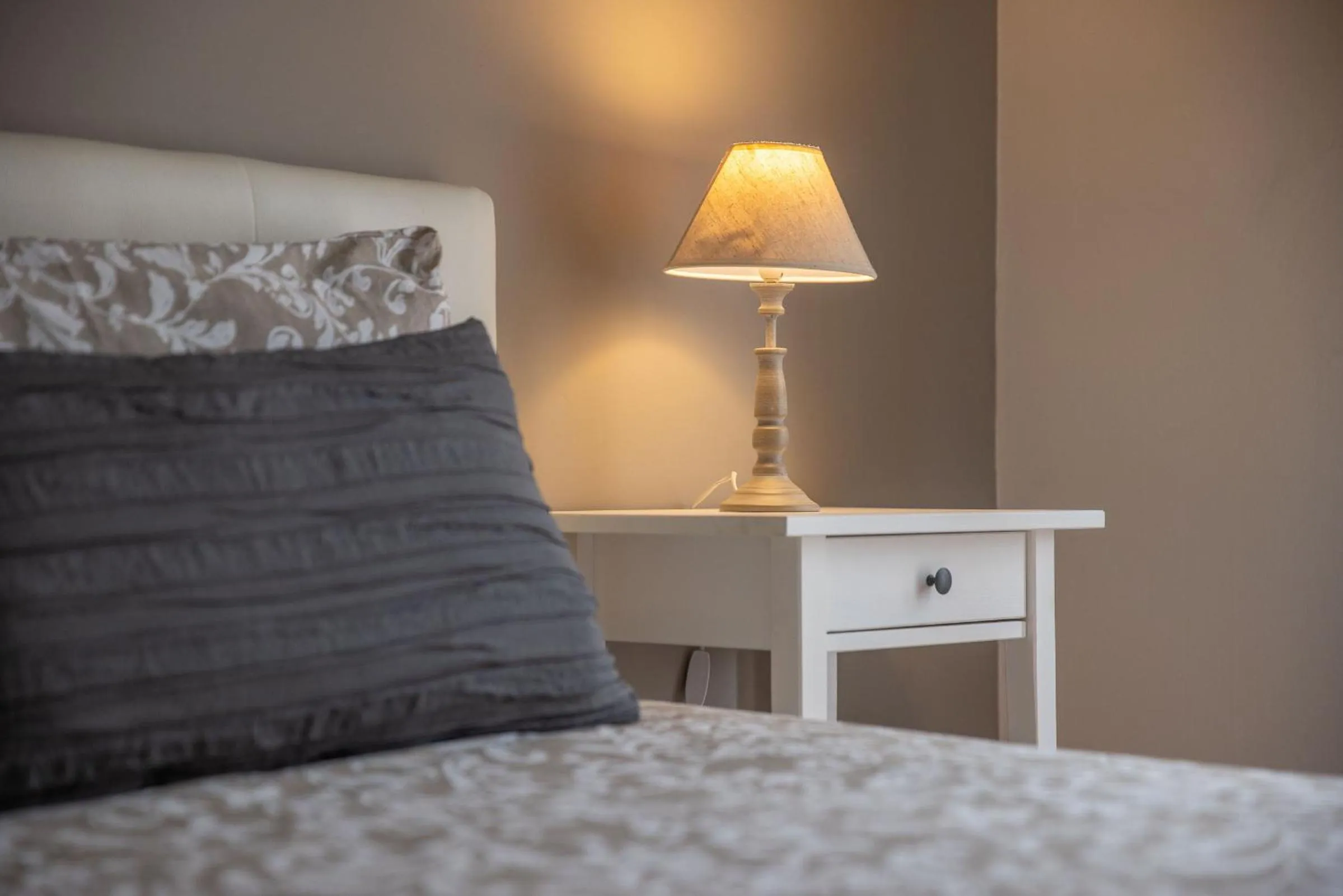 Decorative detail, Bed in B&B della Stazione