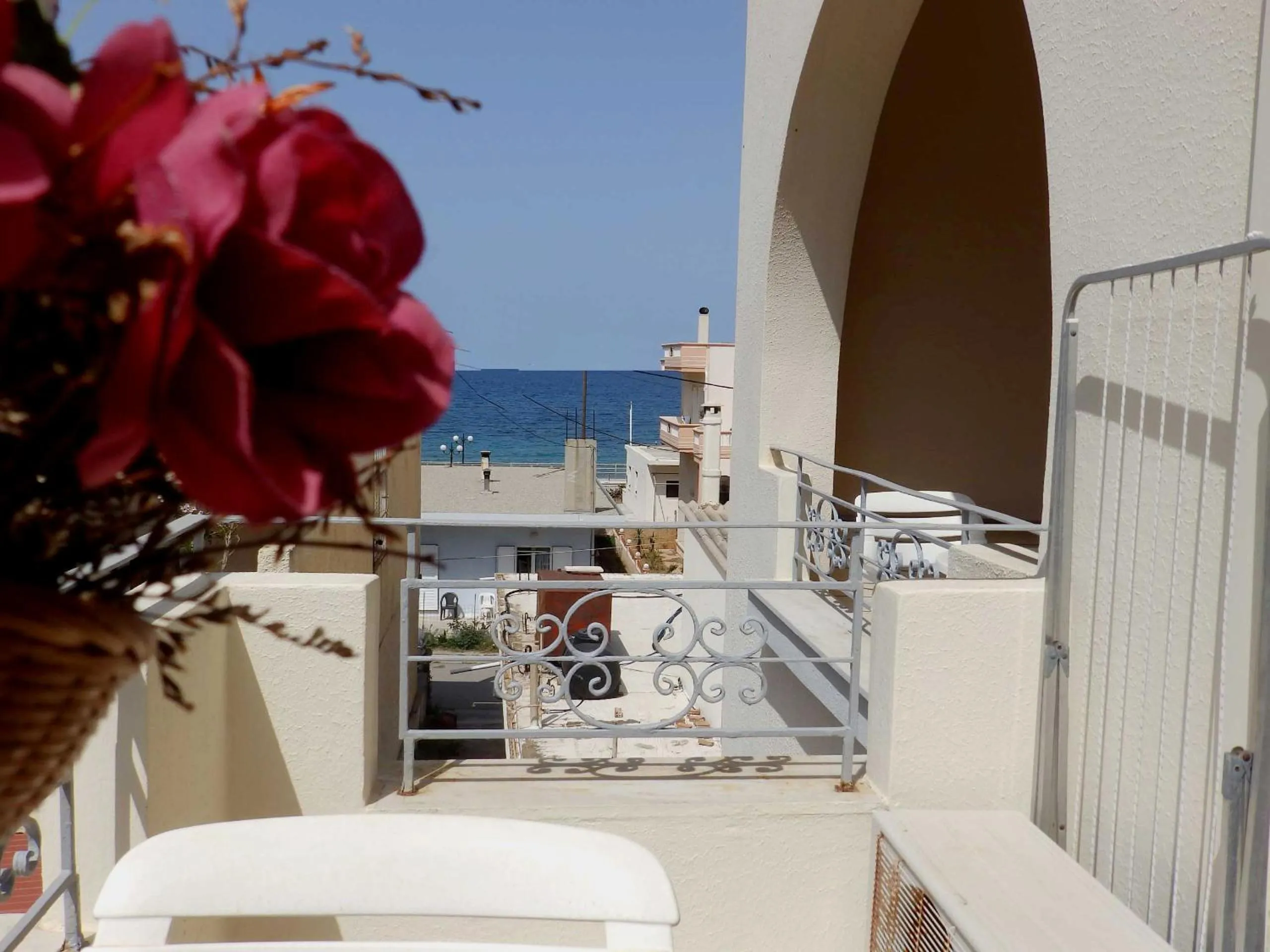 Day in Alexandra Hotel