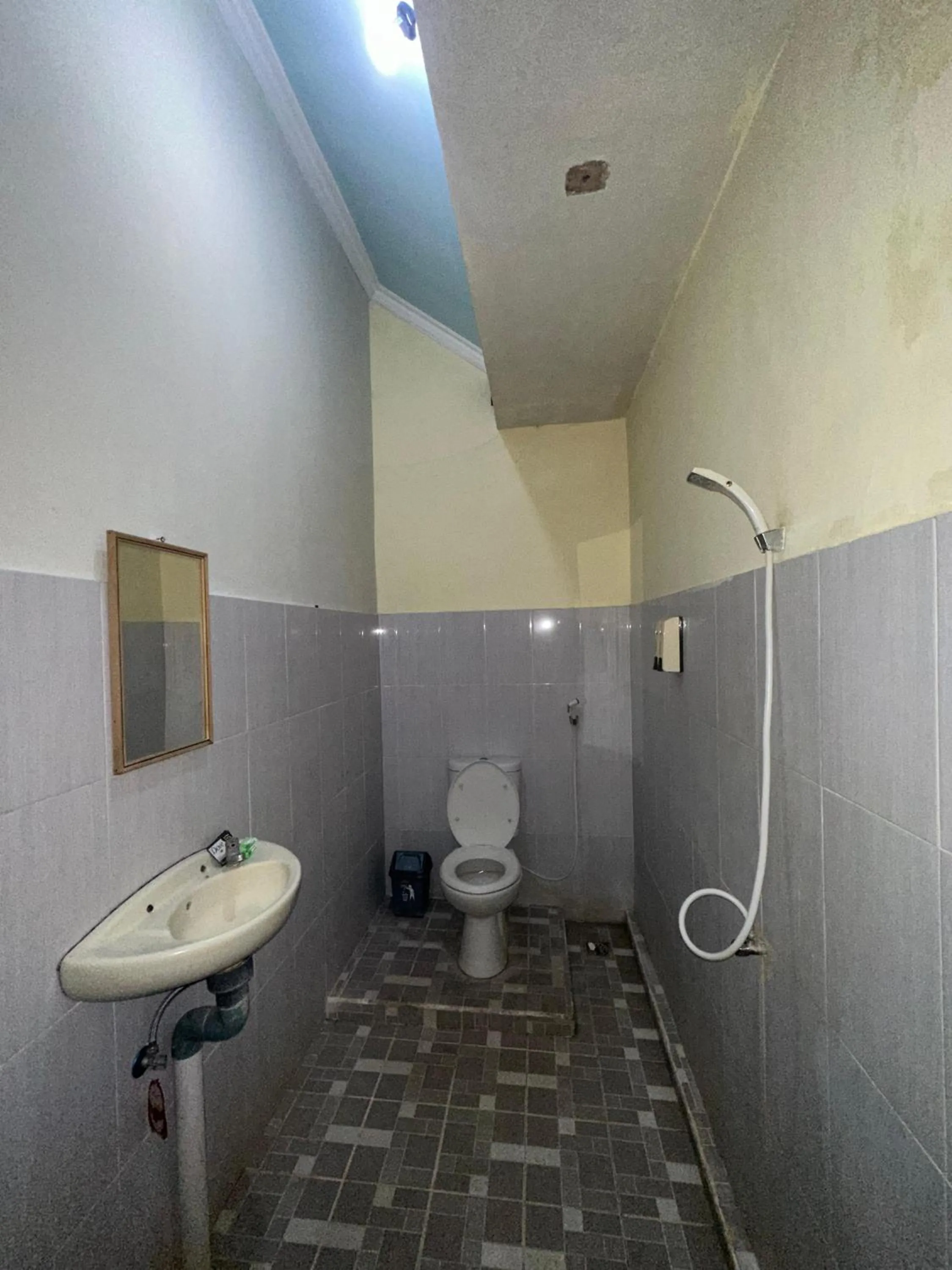 Bathroom in Family Garden Homestay