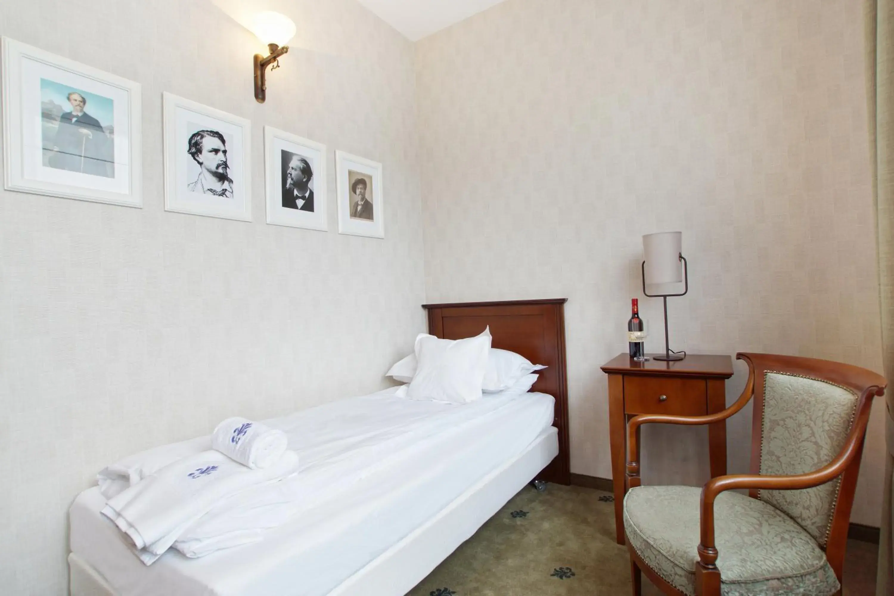Single Room in Versant Hotel & Spa Single Room in Versant Hotel & Spa