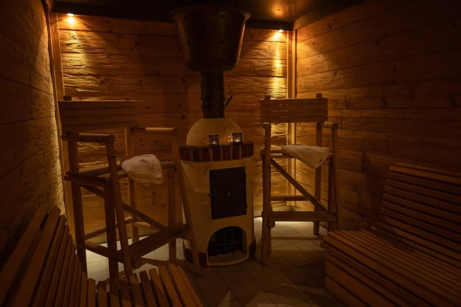 Sauna in Versant Hotel & Spa