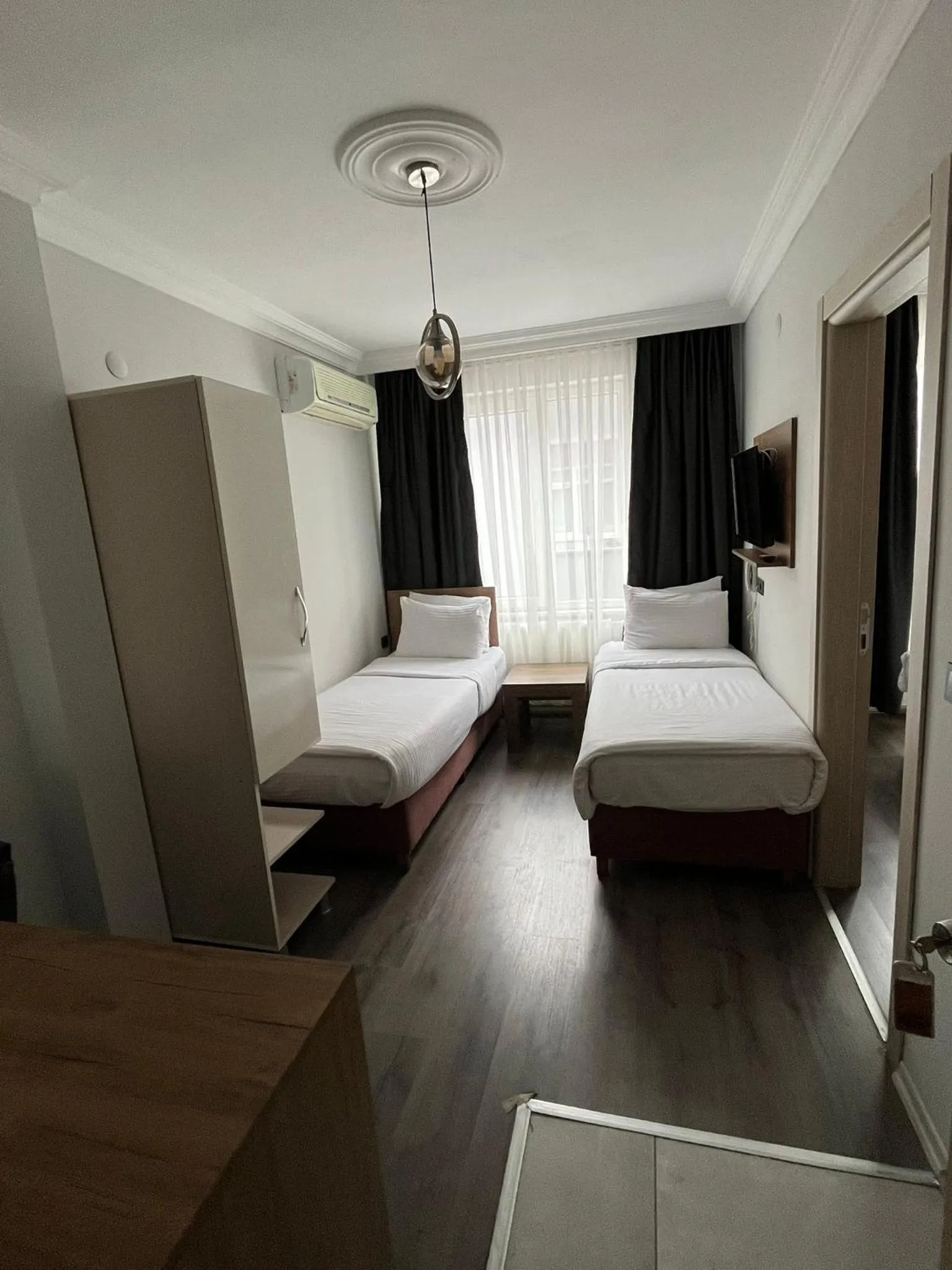 Bed in Balkan Palace Edirne