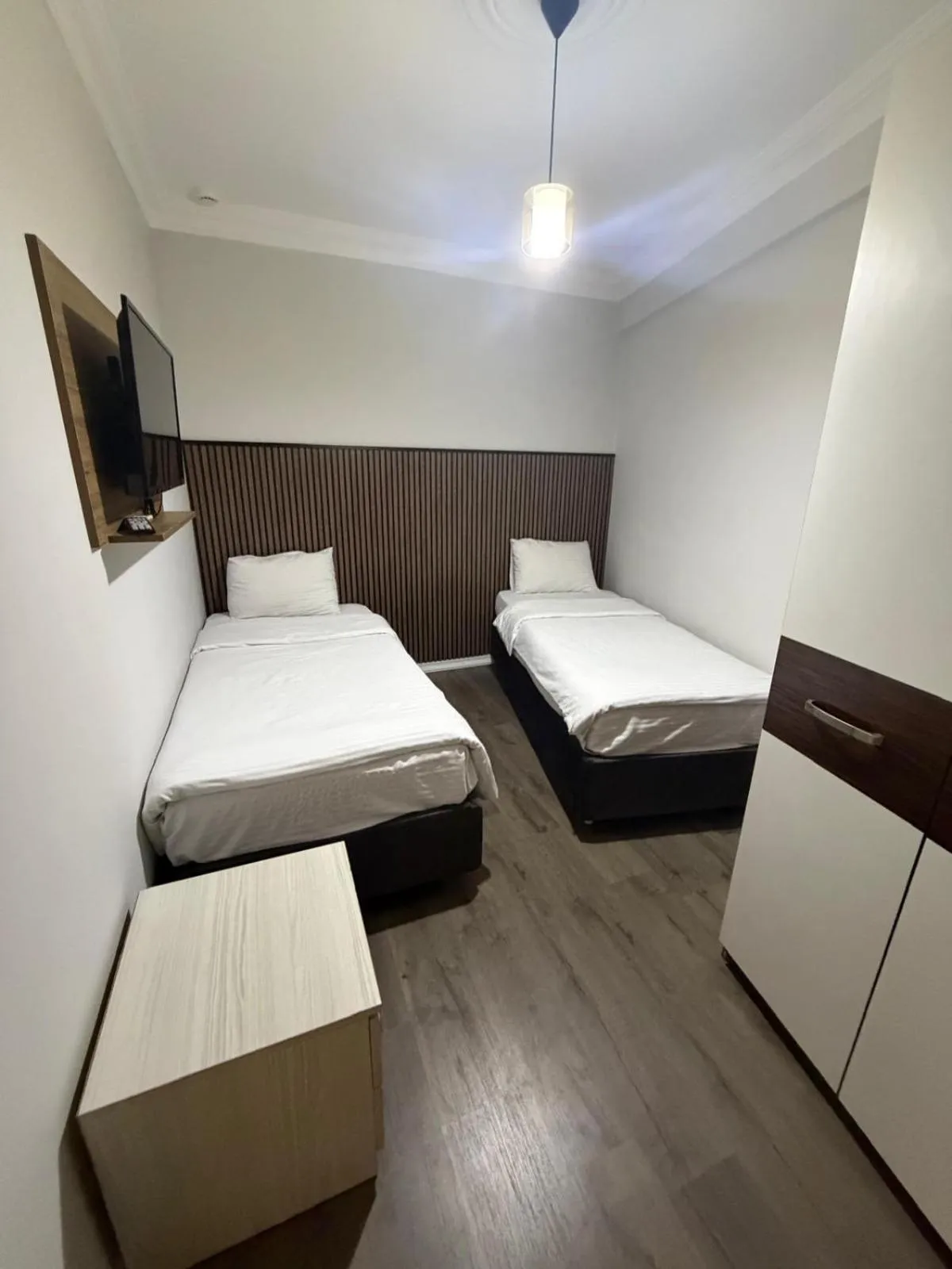 Bedroom, Bed in Balkan Palace Edirne