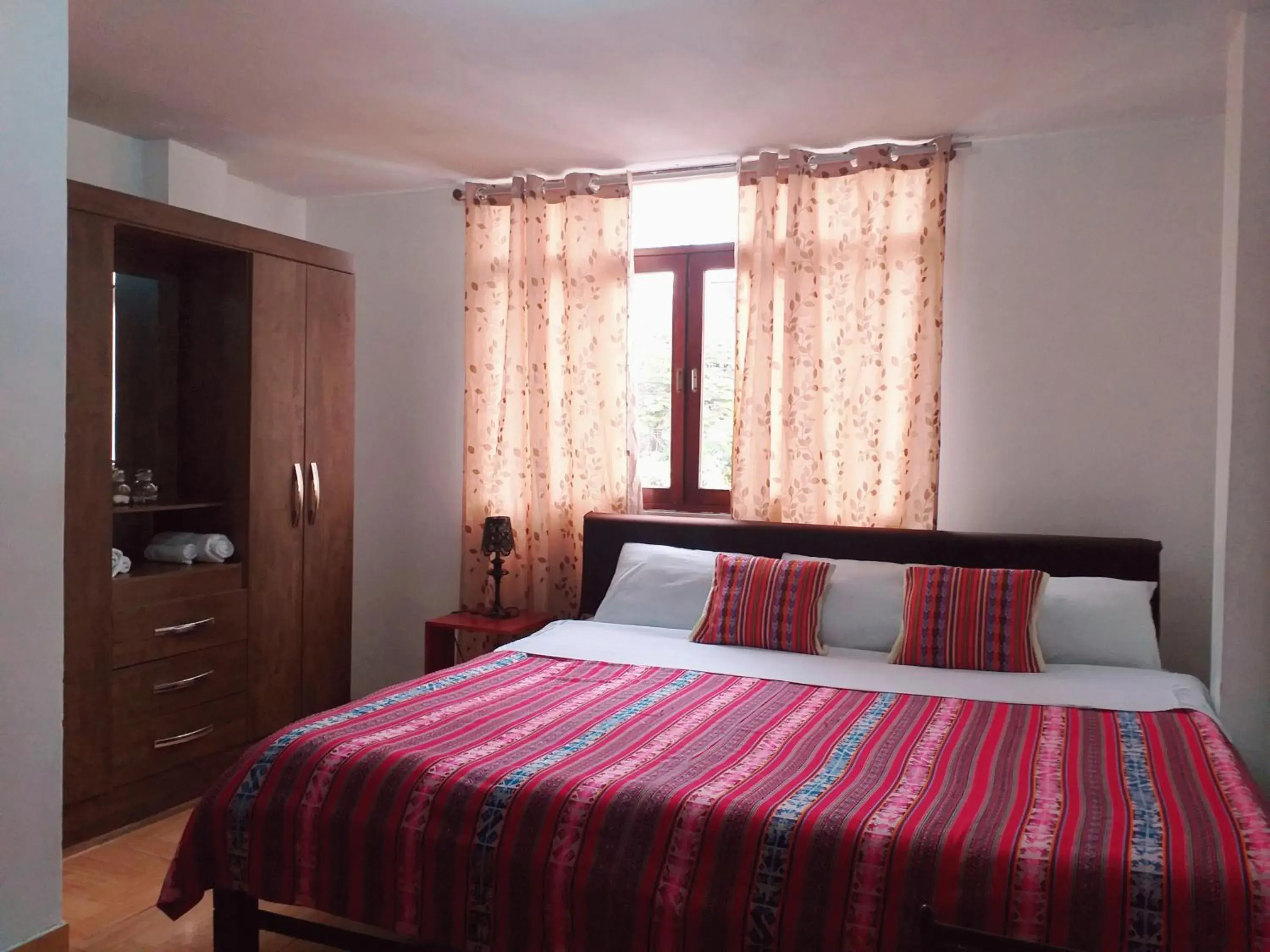 Double Room with Private Bathroom - single occupancy in Chakana Family Home Lima Airport Double Room with Private Bathroom - single occupancy in Chakana Family Home Lima Airport