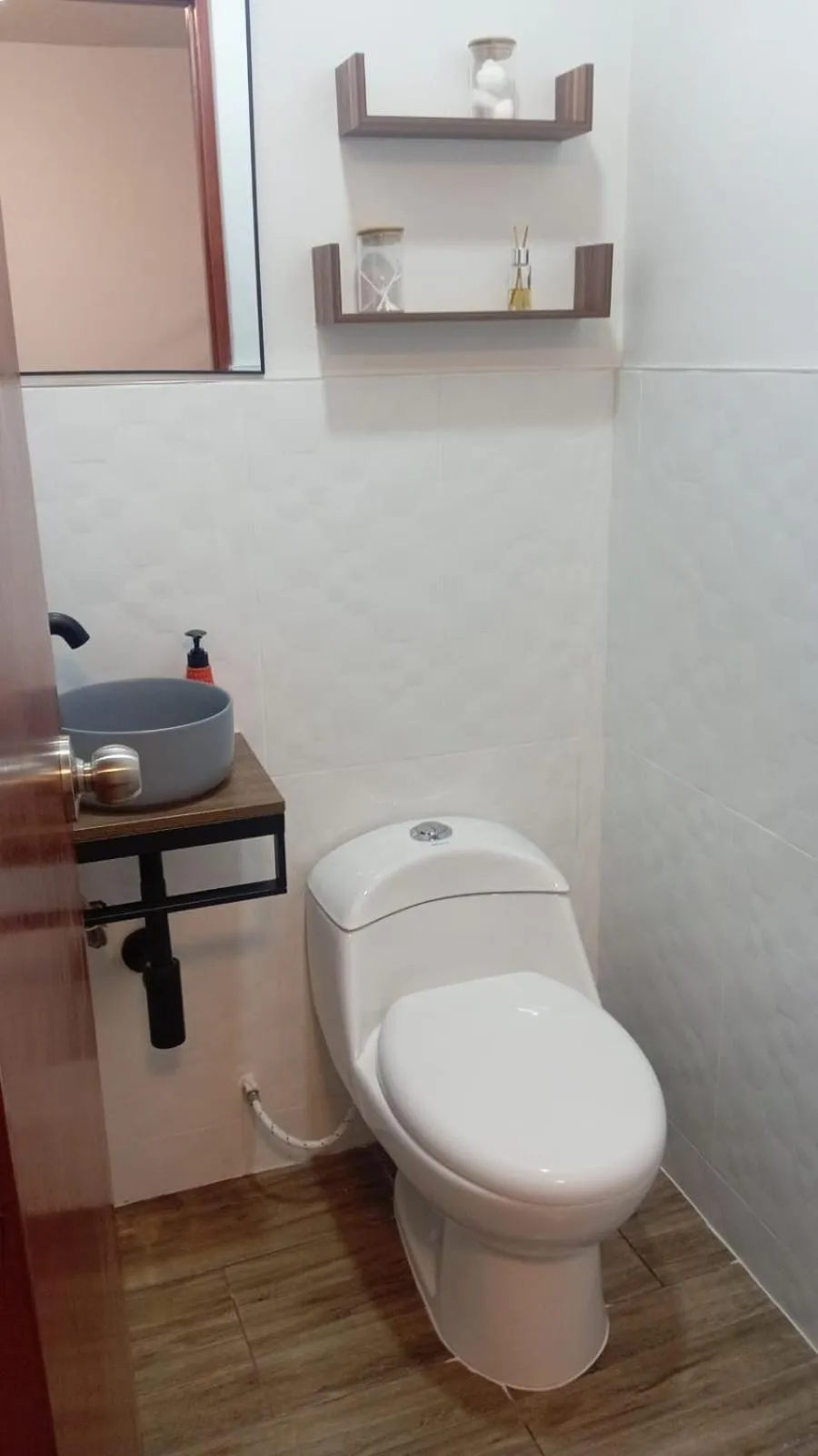 Bathroom in Chakana Family Home Lima Airport