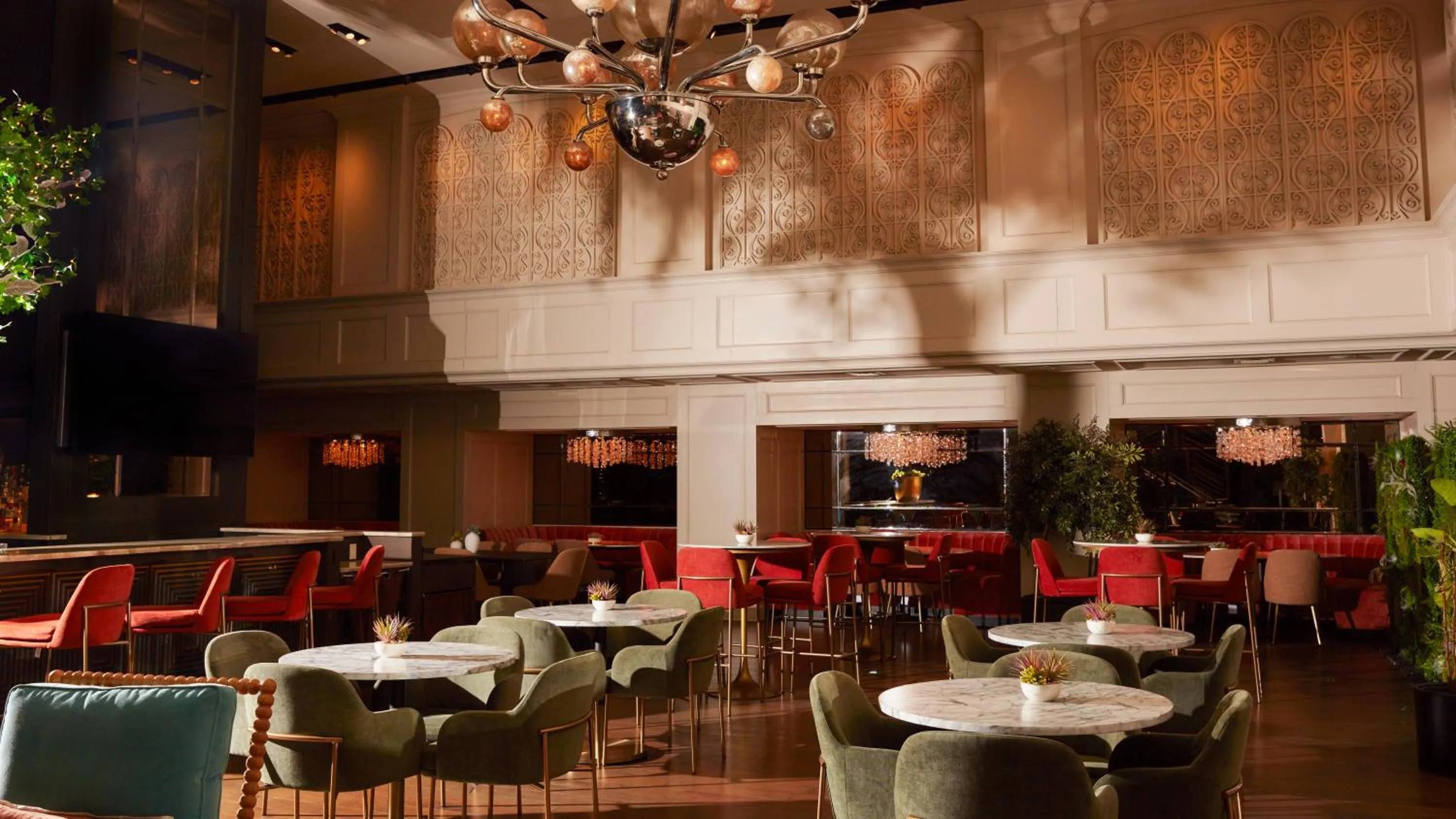 Restaurant/places to eat in Park Central