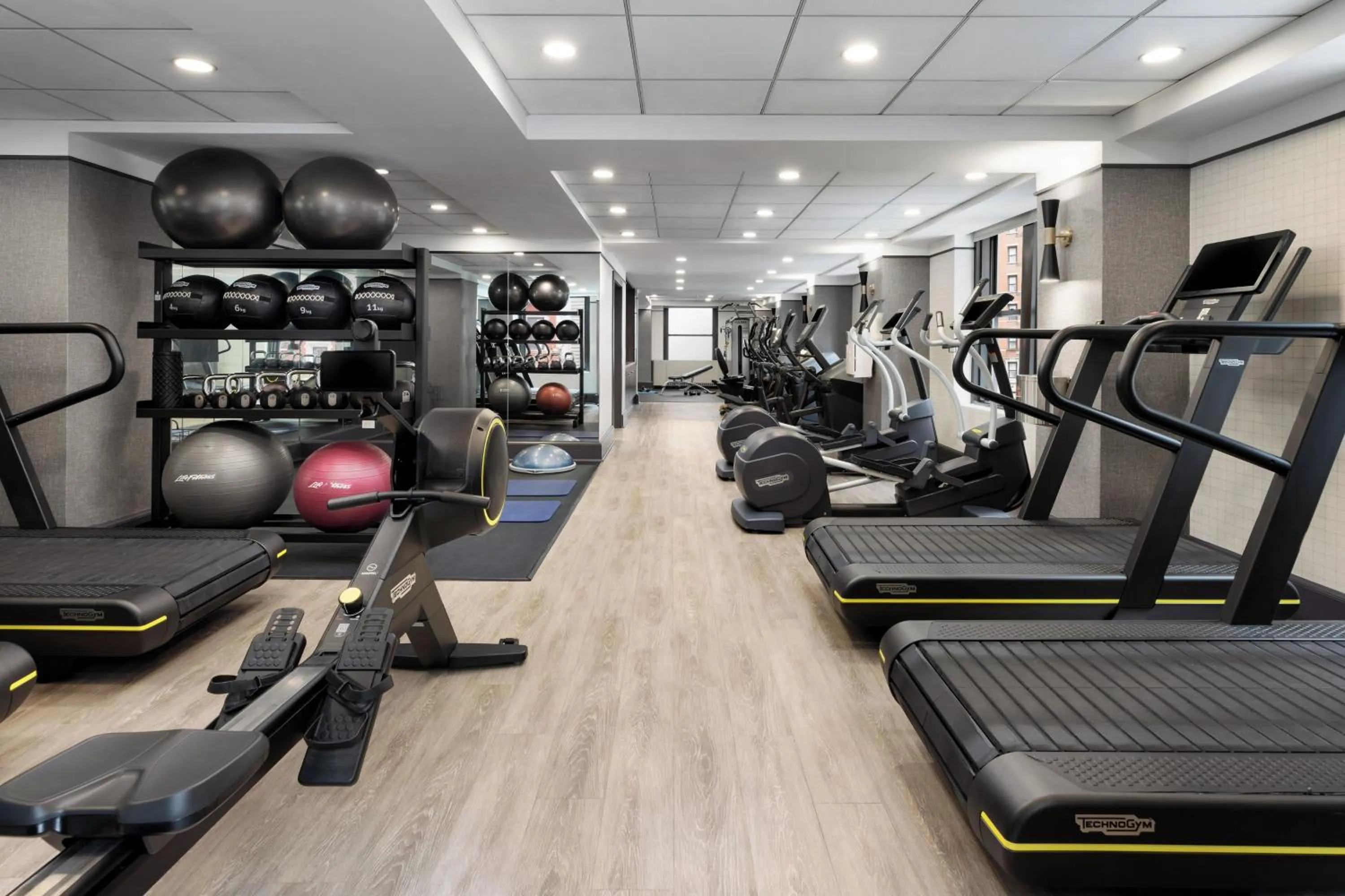 Fitness centre/facilities in Park Central Hotel New York