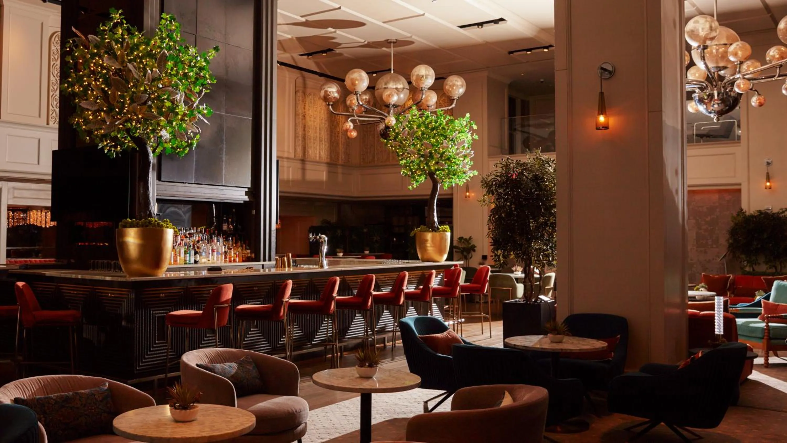 Restaurant/places to eat in Park Central