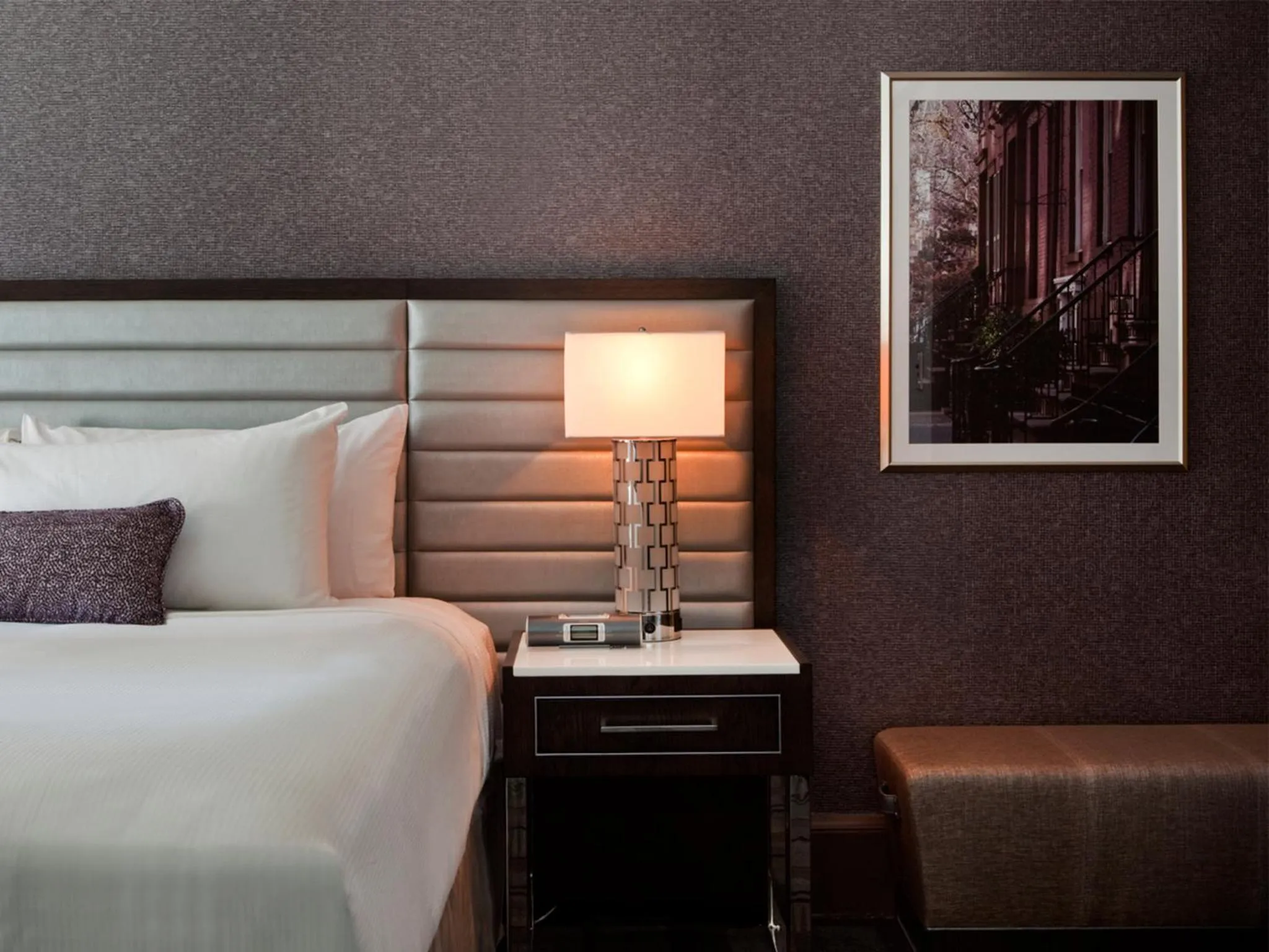 Bedroom, Bed in Park Central