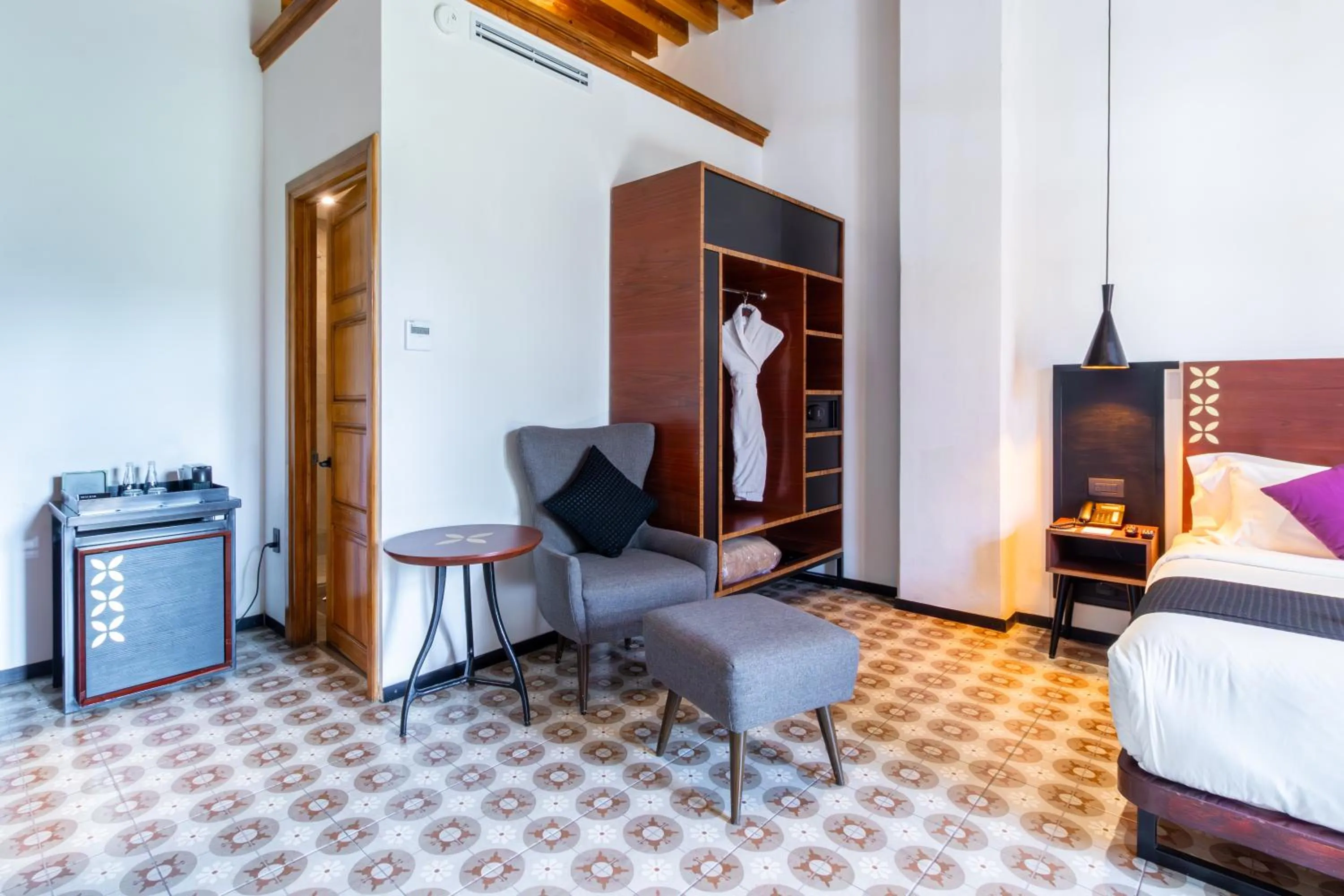 Photo of the whole room, Bed in Casa de la Luz Hotel Boutique