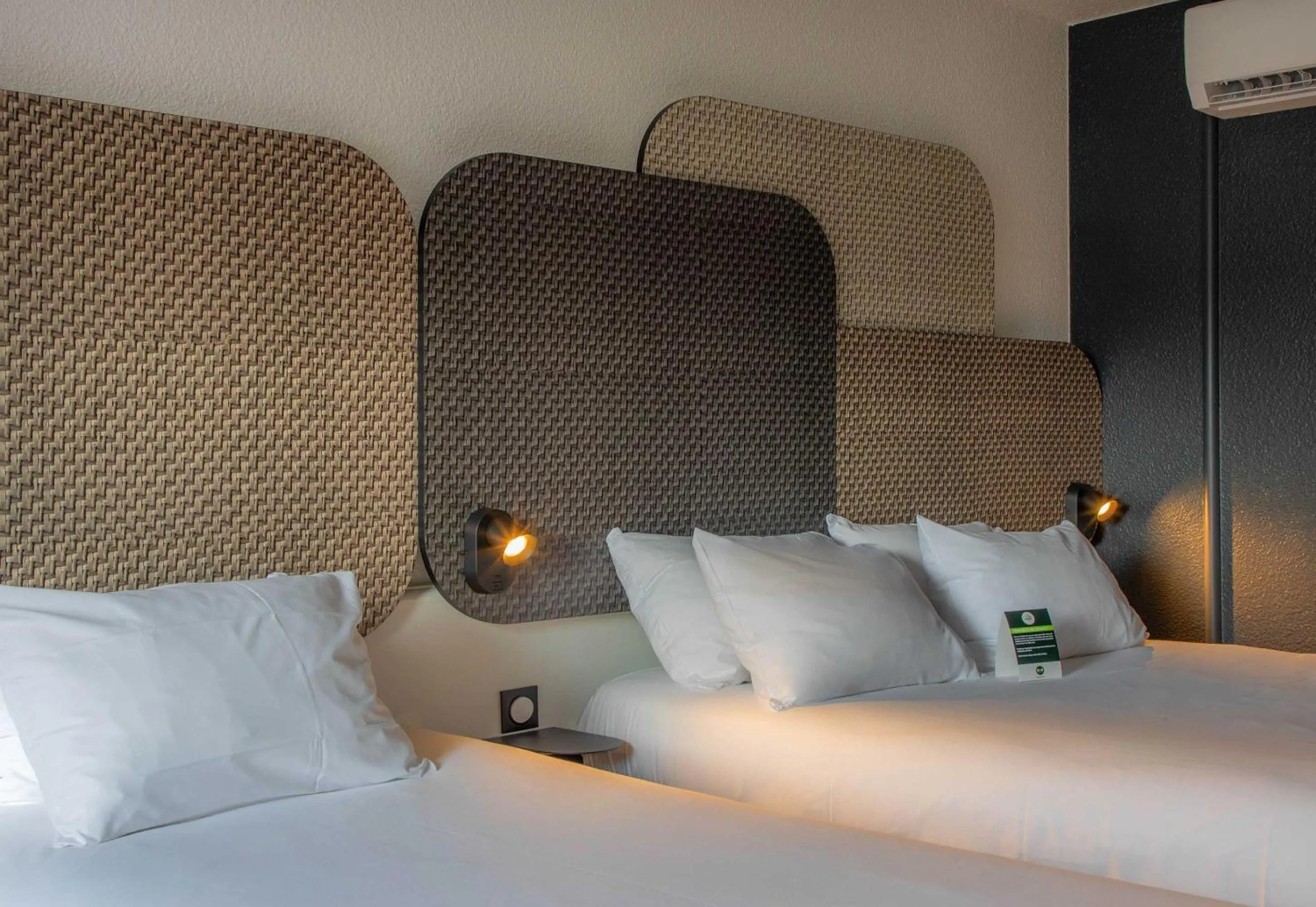 Bedroom, Bed in B&B HOTEL Lourdes Centre