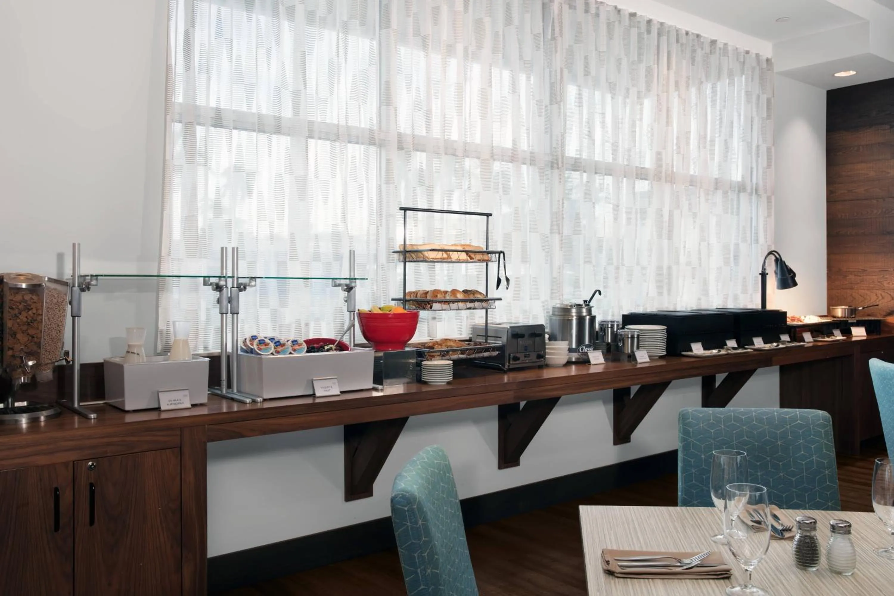 Breakfast in Four Points by Sheraton Fort Lauderdale Airport/Cruise Port