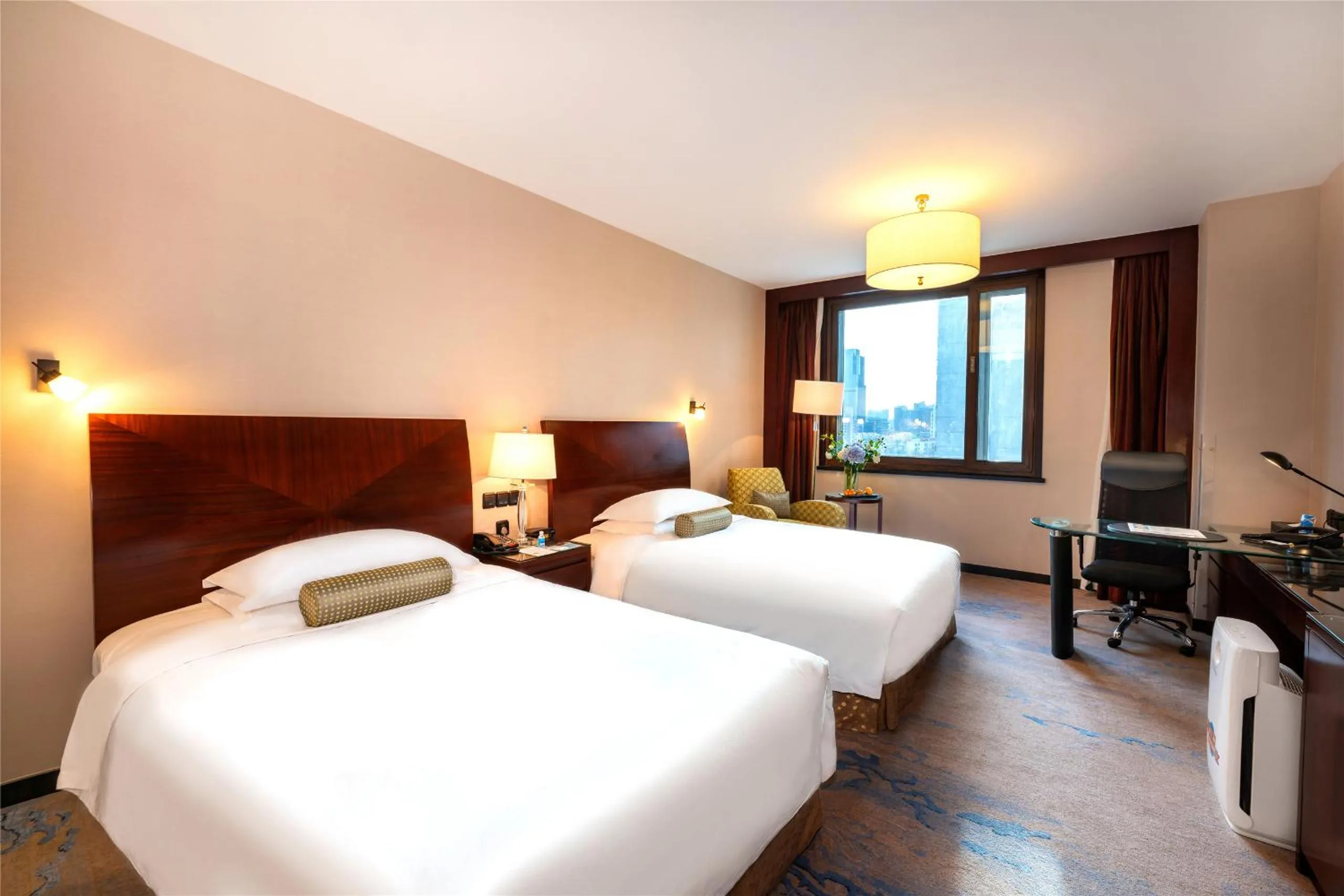 Bed in Yun-Zen Jinling World Trade Plaza Hotel